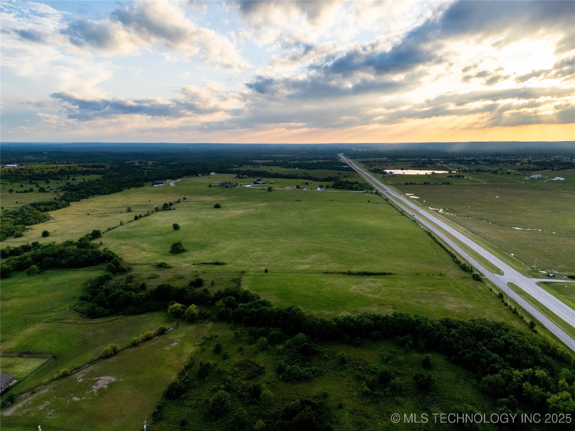 10 N Hwy 20 Highway Property Photo 7