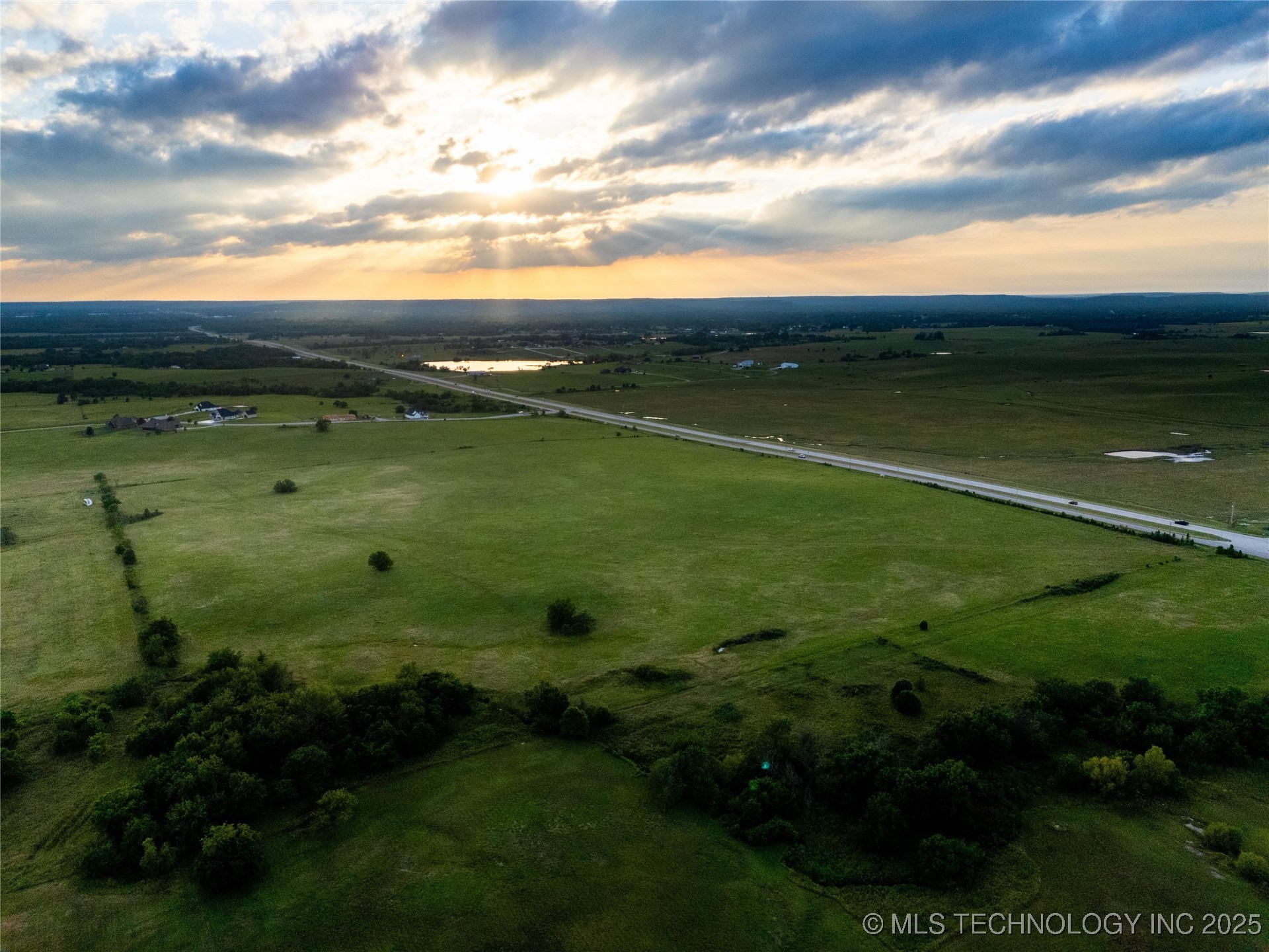 10 N Hwy 20 Highway Property Photo 8