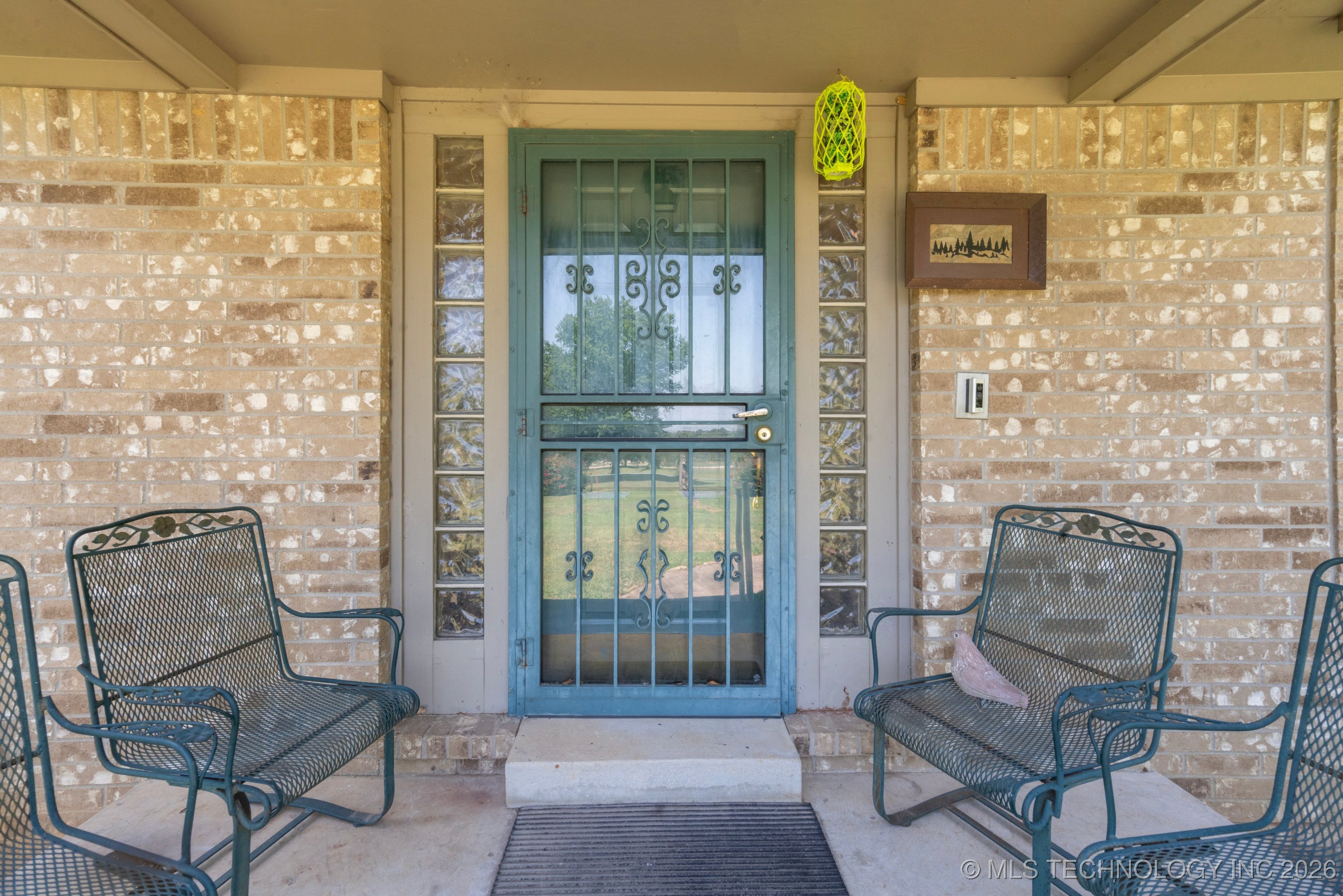 2290 E 151st Street S Property Photo 4