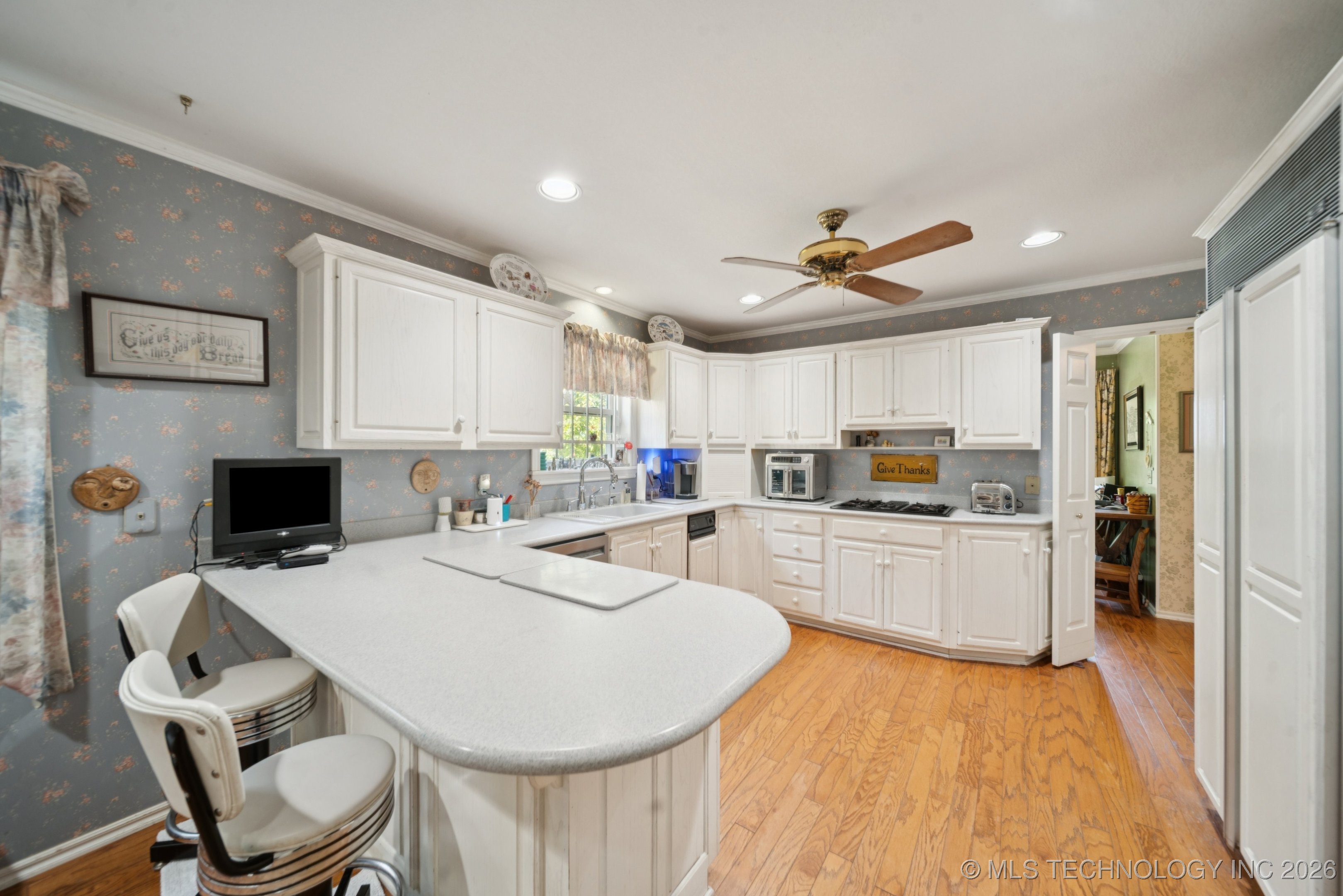 2290 E 151st Street S Property Photo 11