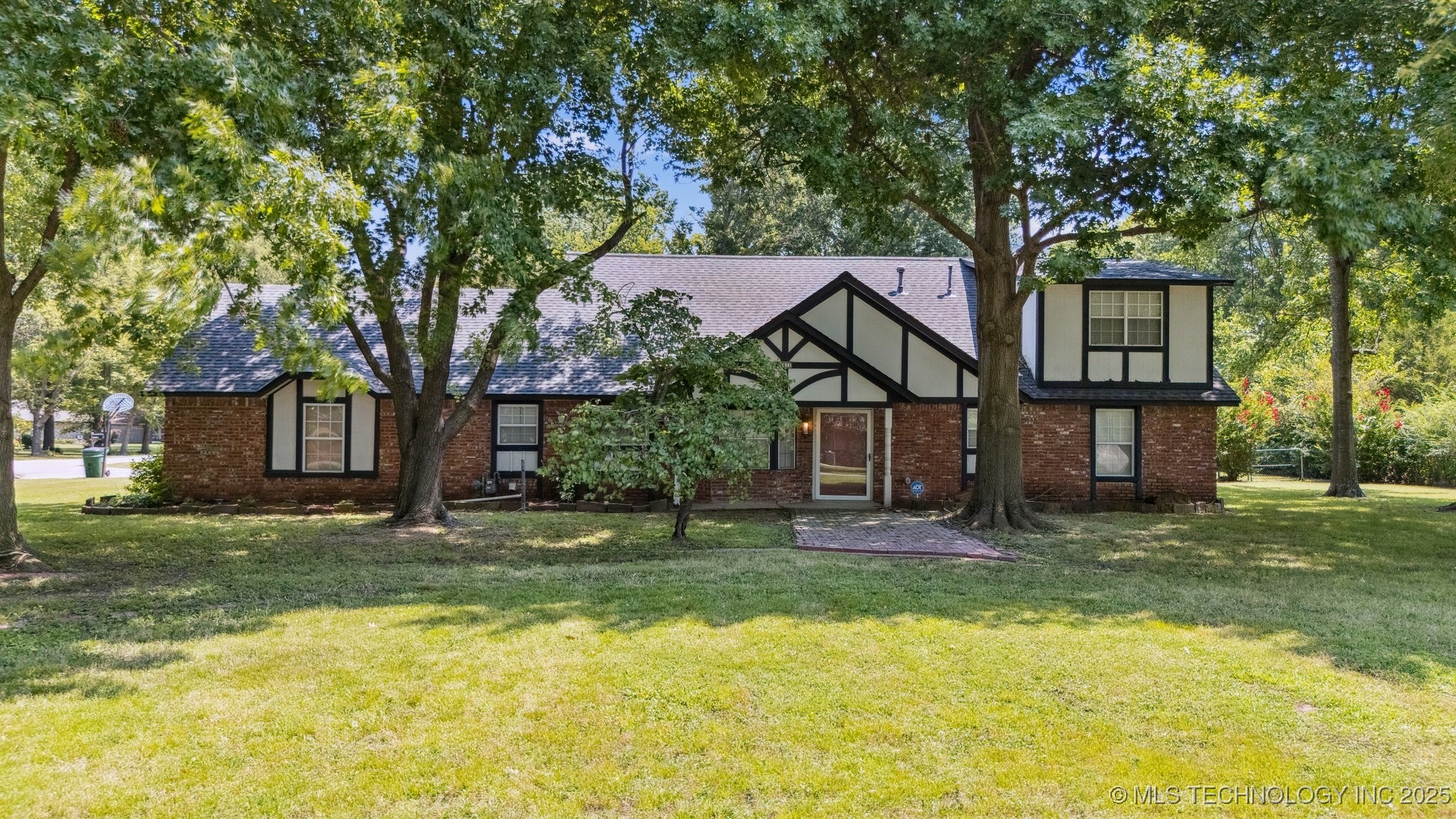 6611 S 234th East Avenue Property Photo 1