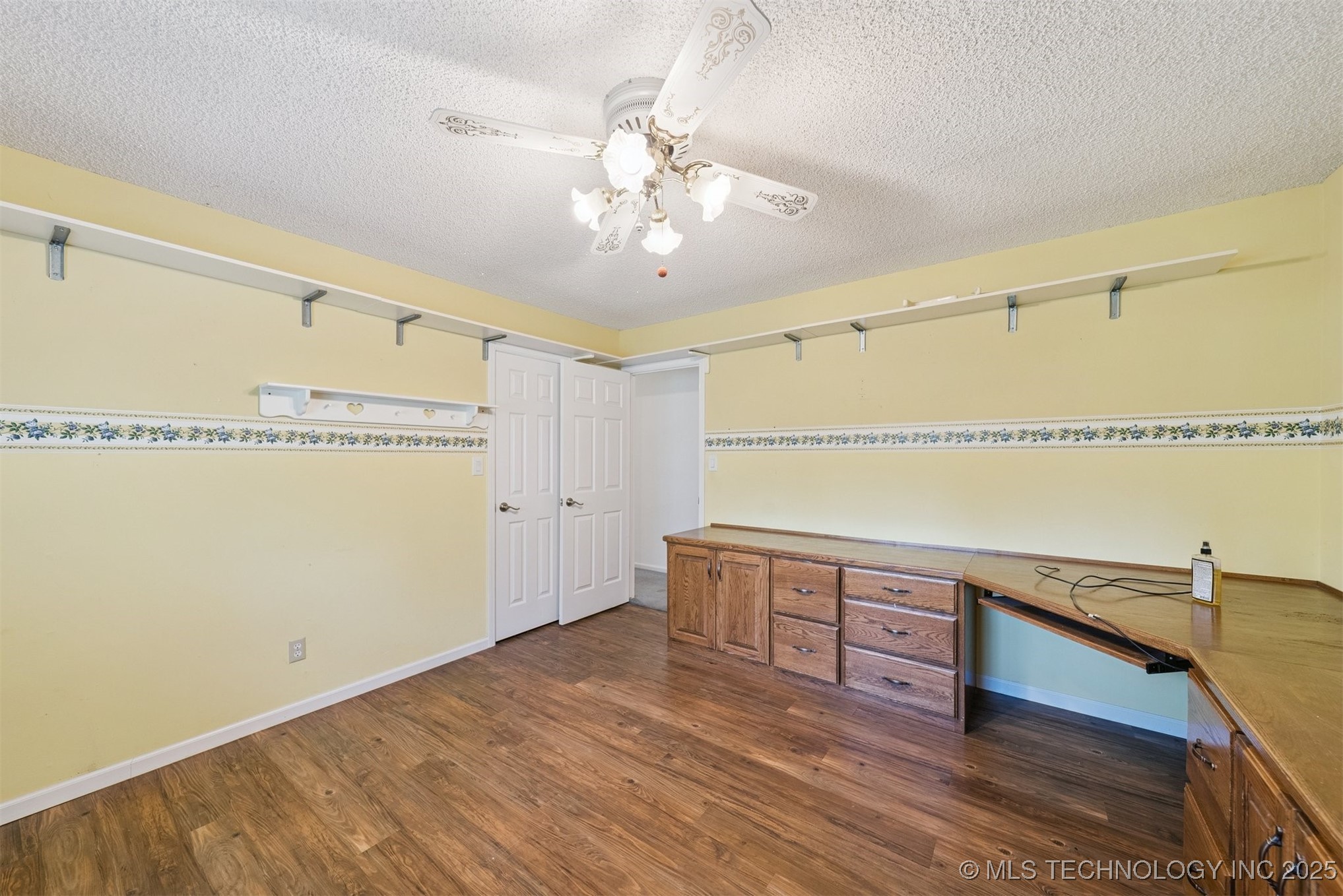 6611 S 234th East Avenue Property Photo 19