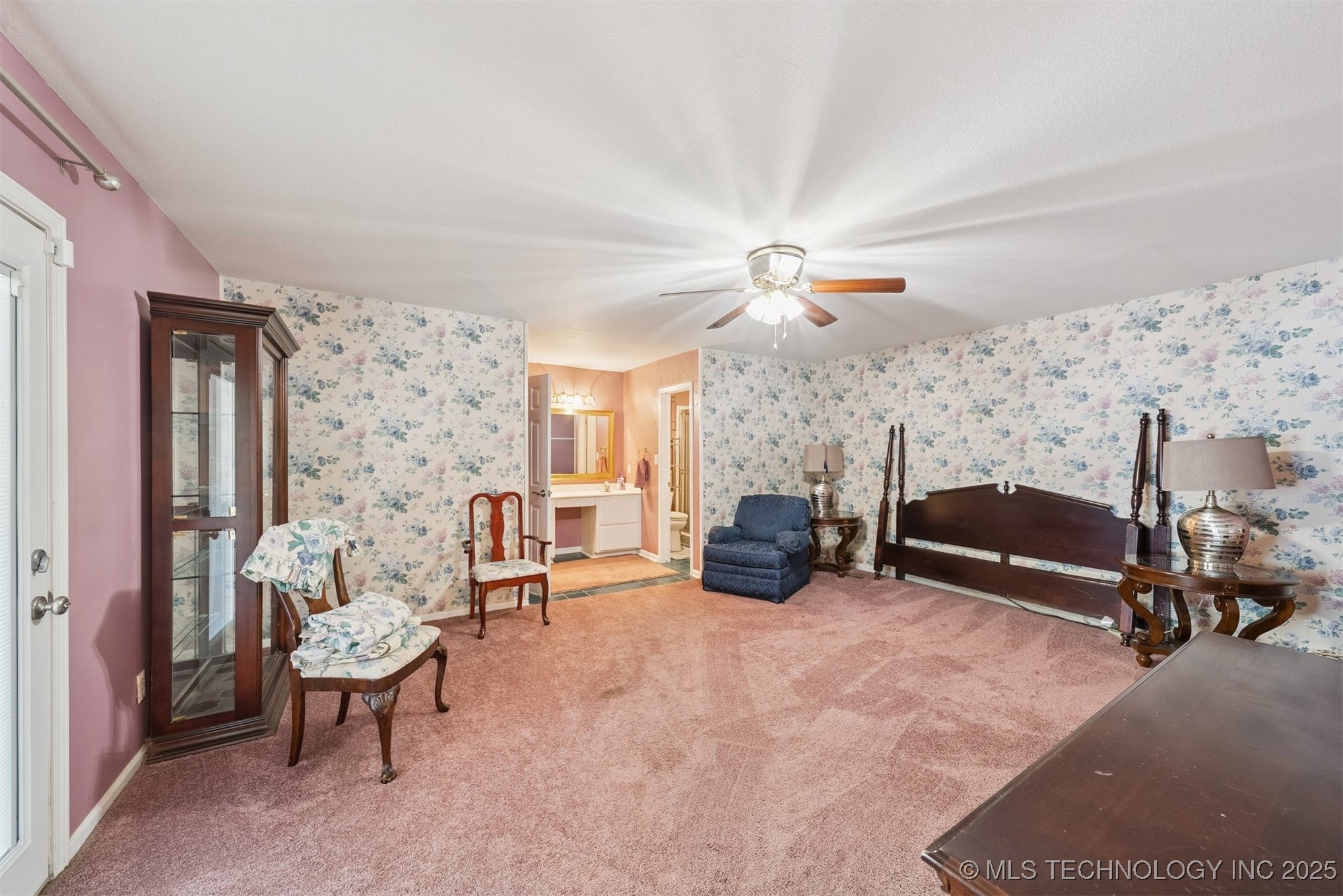 6611 S 234th East Avenue Property Photo 20