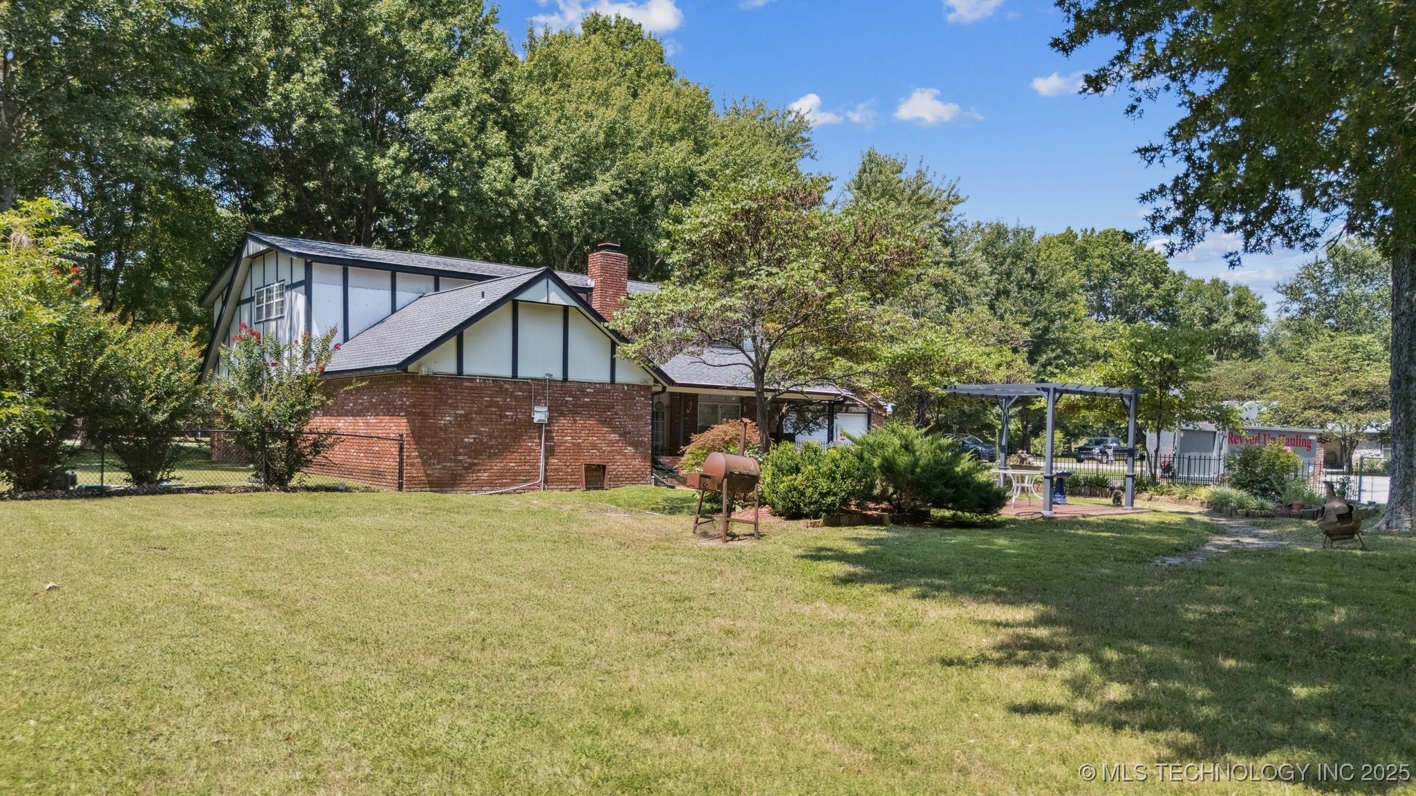 6611 S 234th East Avenue Property Photo 36