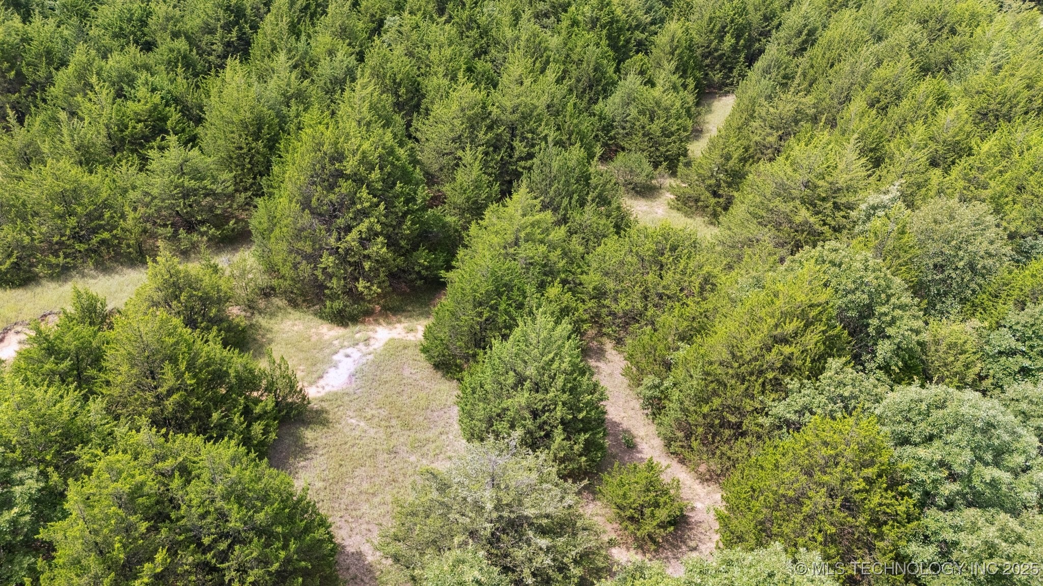 350345 5600 Road Property Photo 16