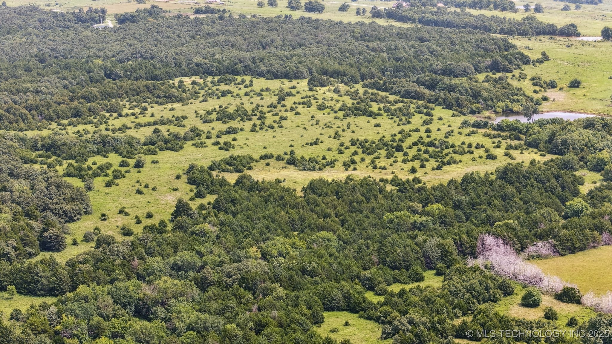 350345 5600 Road Property Photo 23