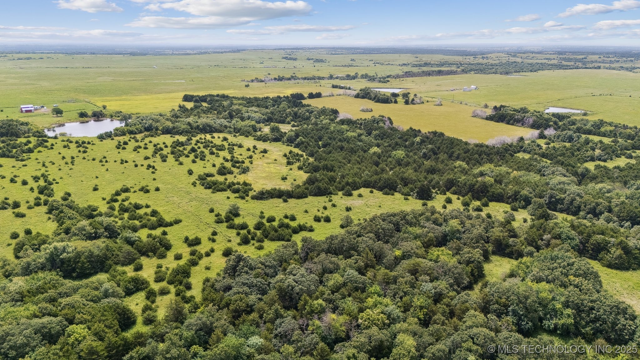 350345 5600 Road Property Photo 24