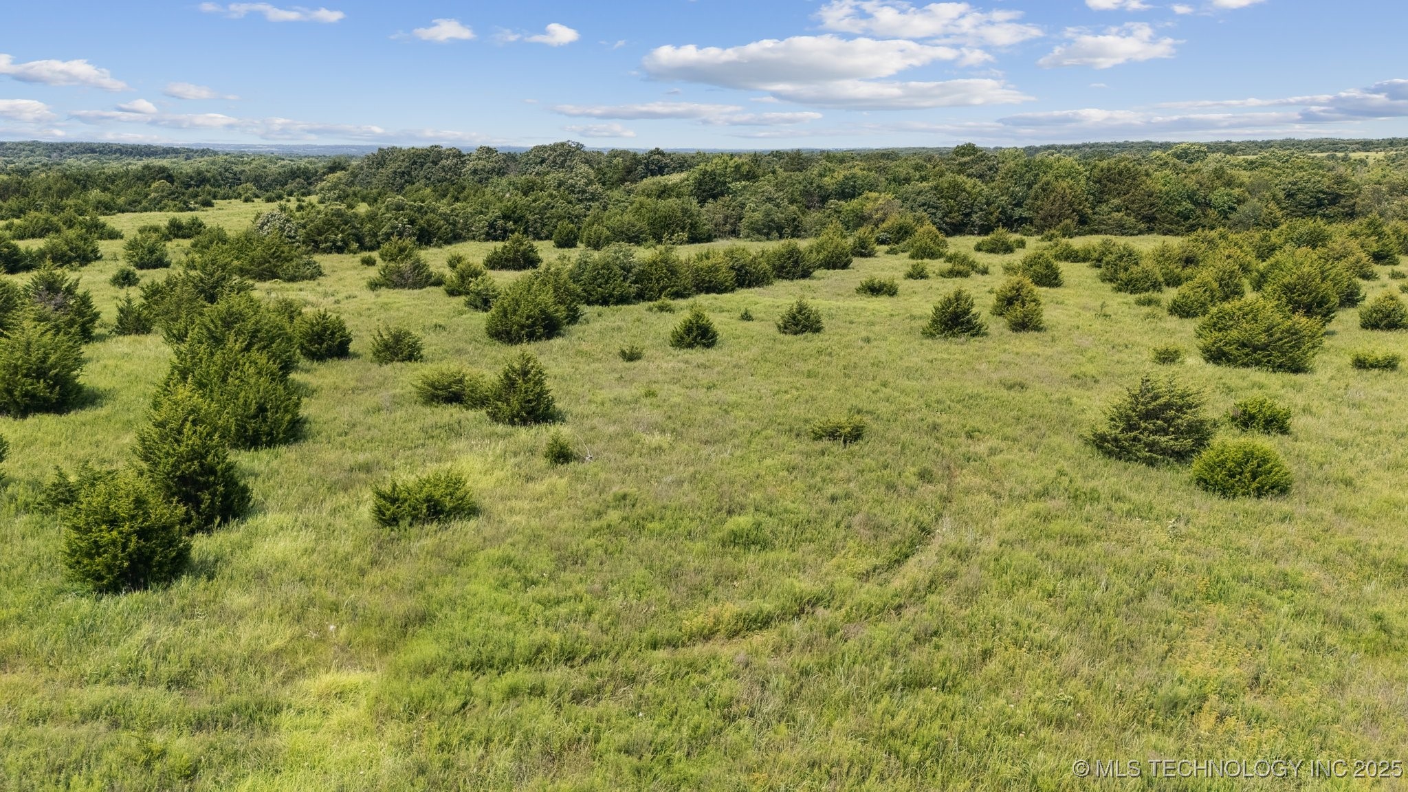 350345 5600 Road Property Photo 27