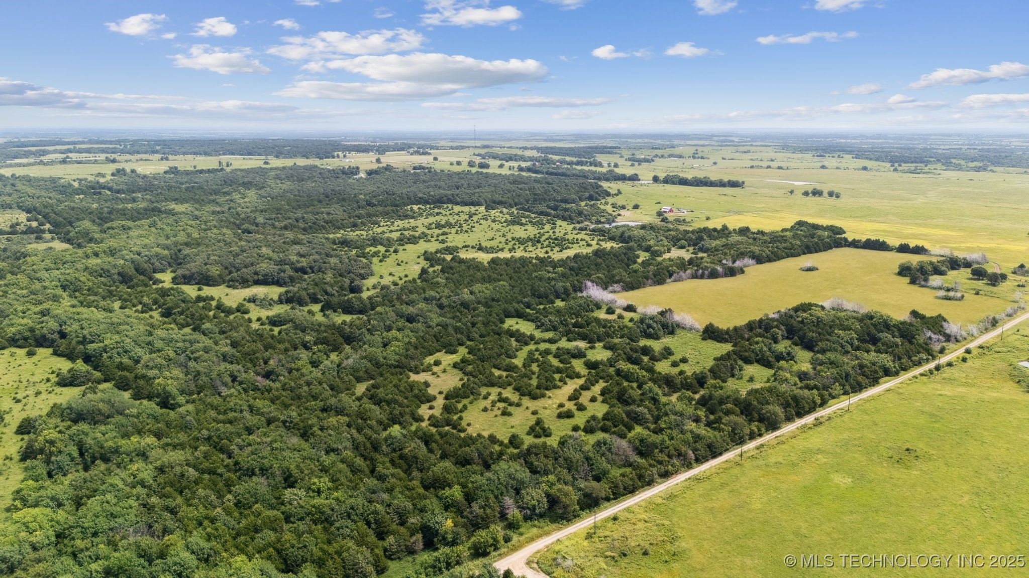 350345 5600 Road Property Photo 29