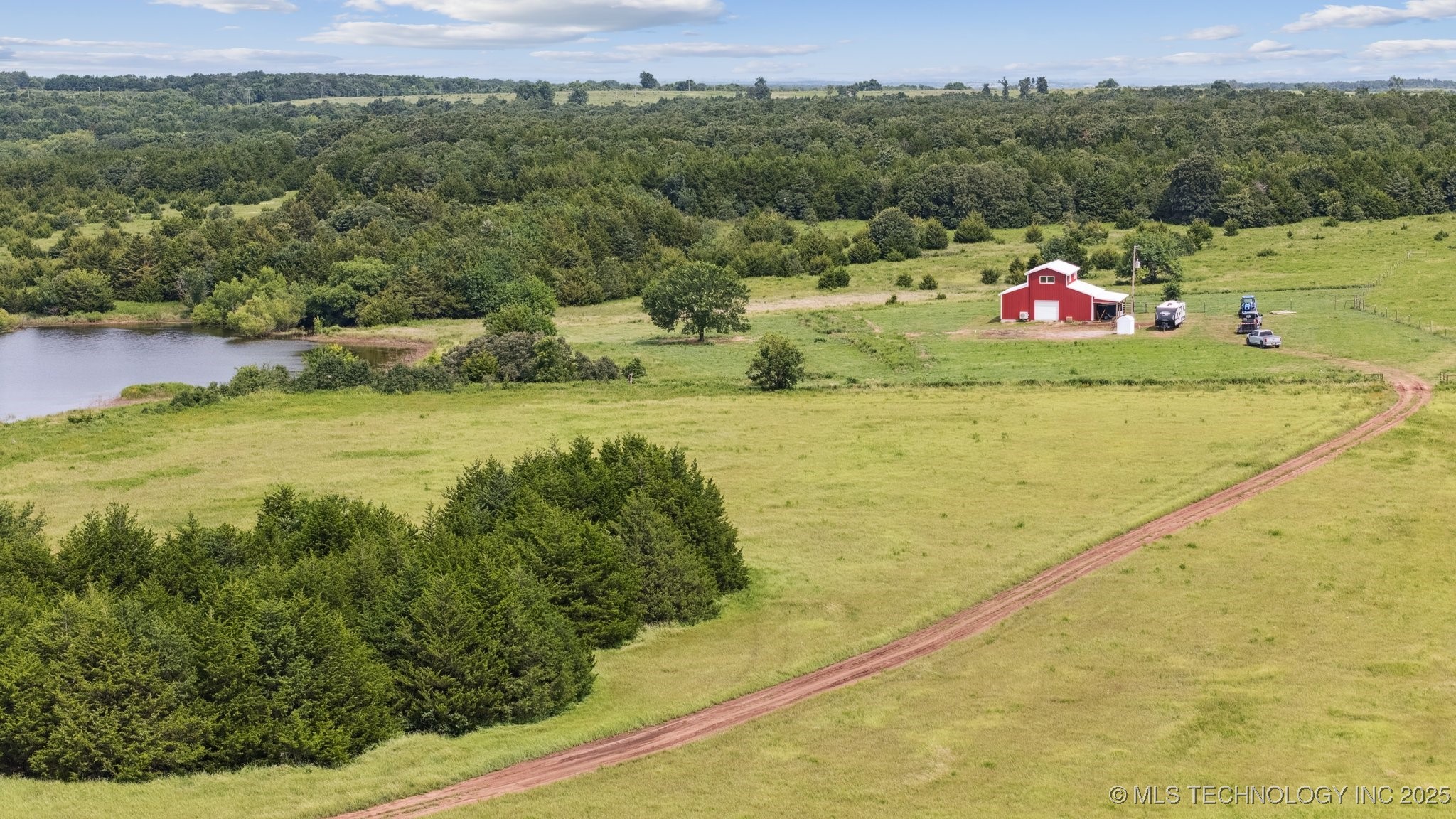 350345 5600 Road Property Photo 31