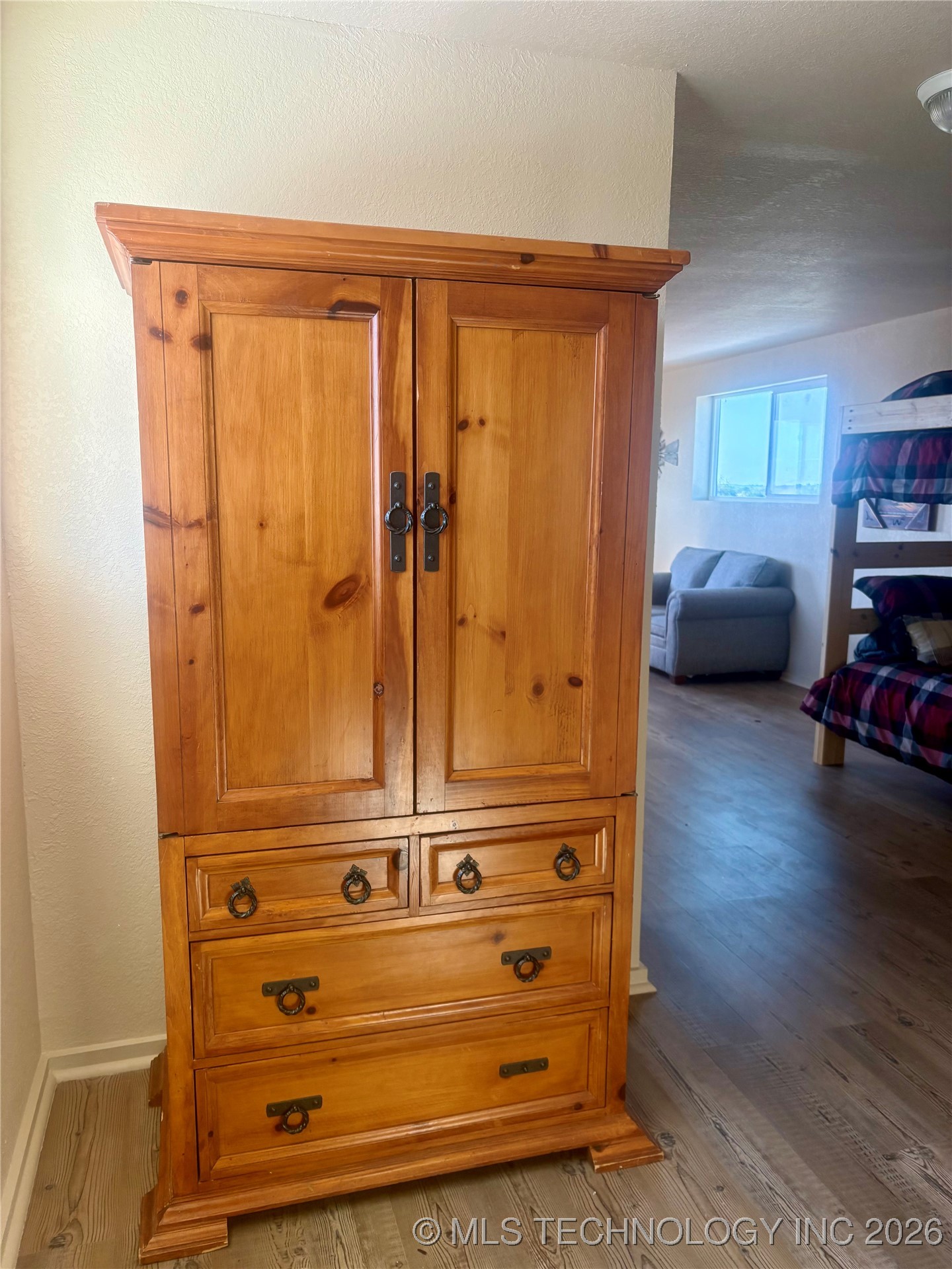 350345 5600 Road Property Photo 57