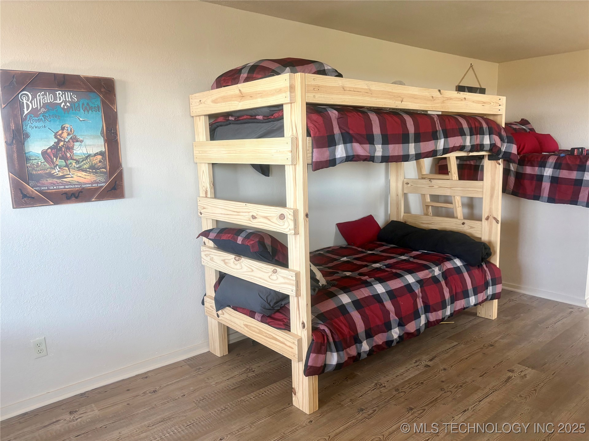 350345 5600 Road Property Photo 61