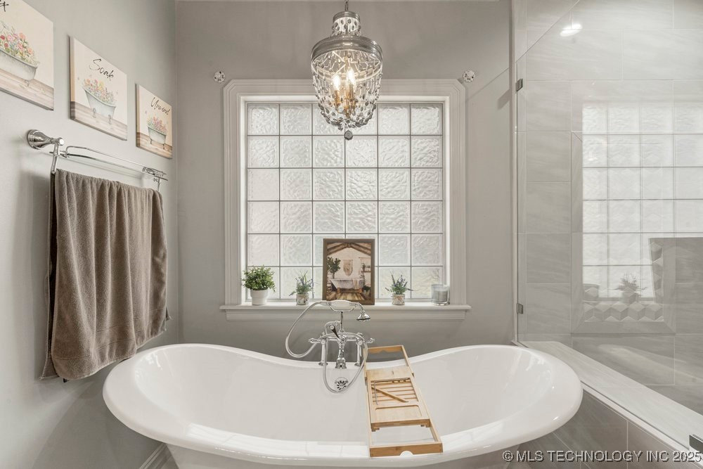 7145 S 283rd East Avenue Property Photo 8