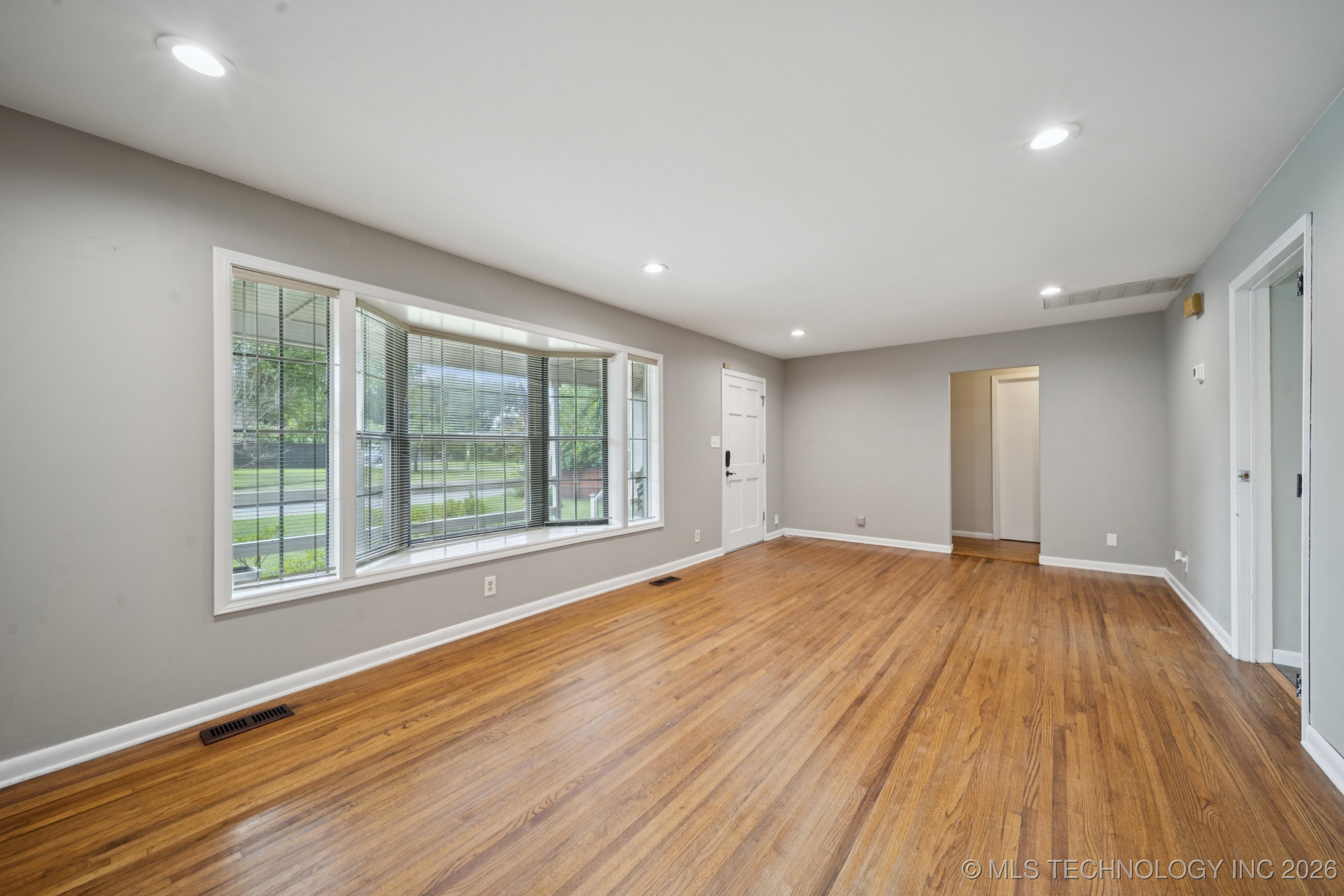 2760 S Gary Drive Property Photo 8