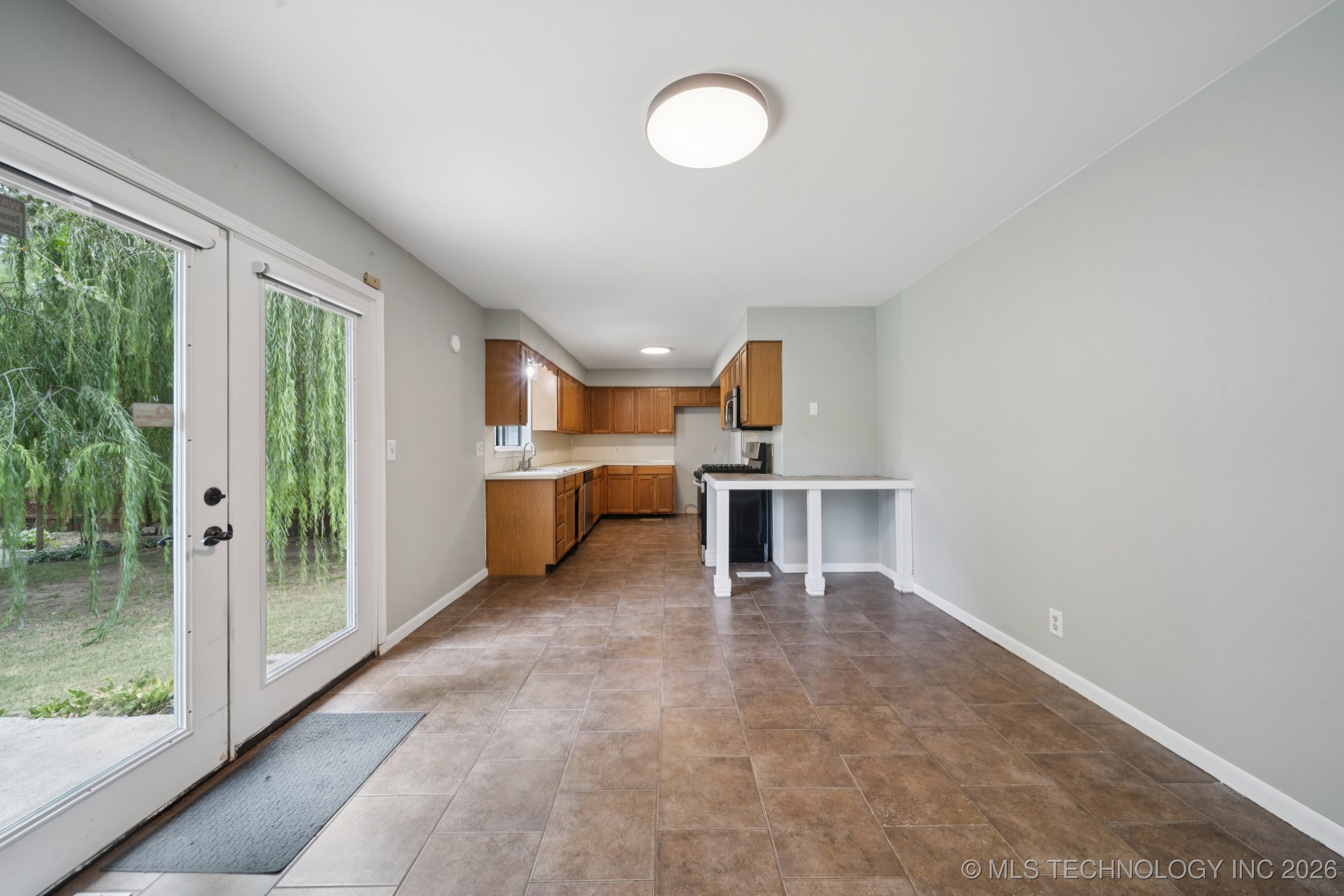 2760 S Gary Drive Property Photo 13