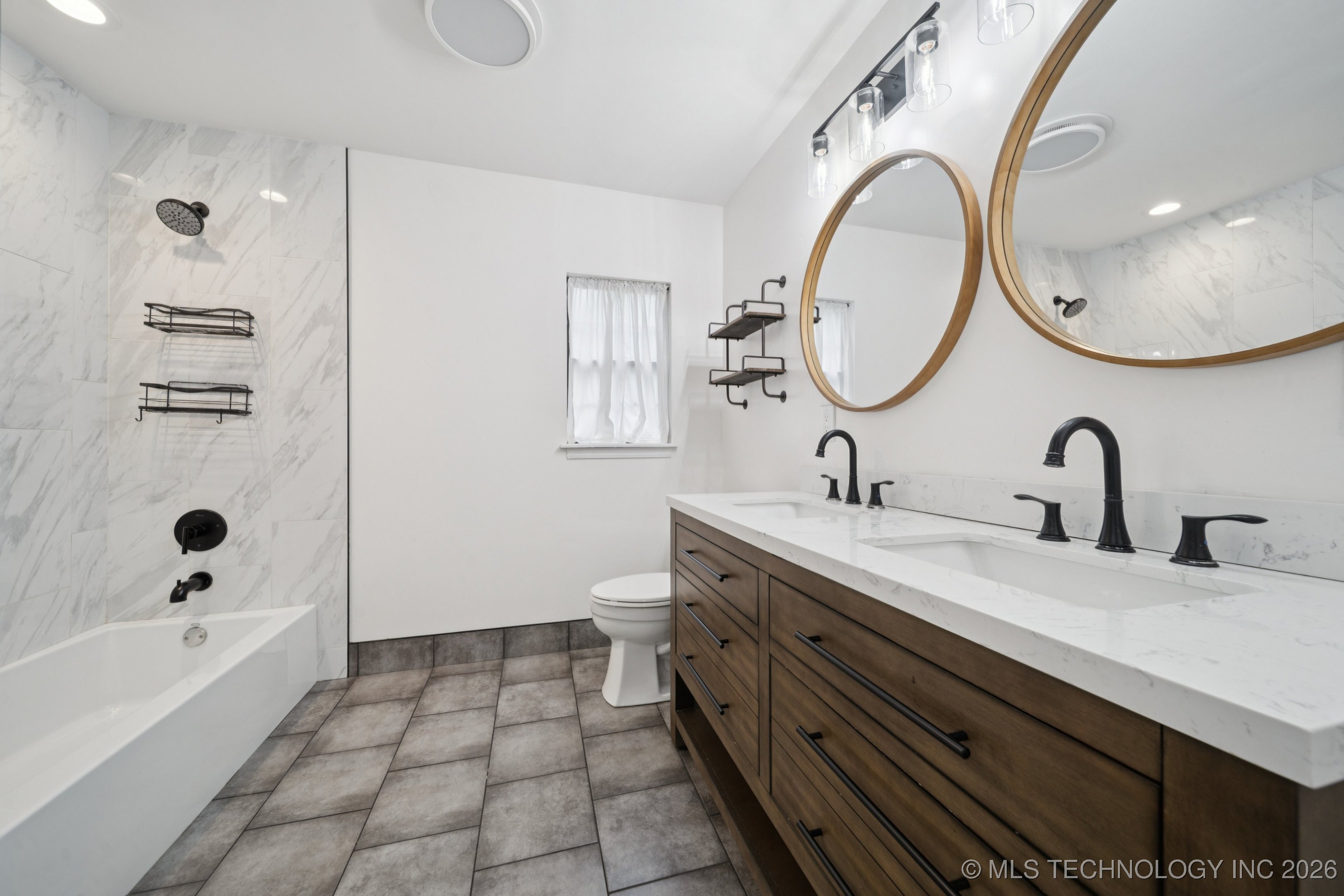 2760 S Gary Drive Property Photo 20