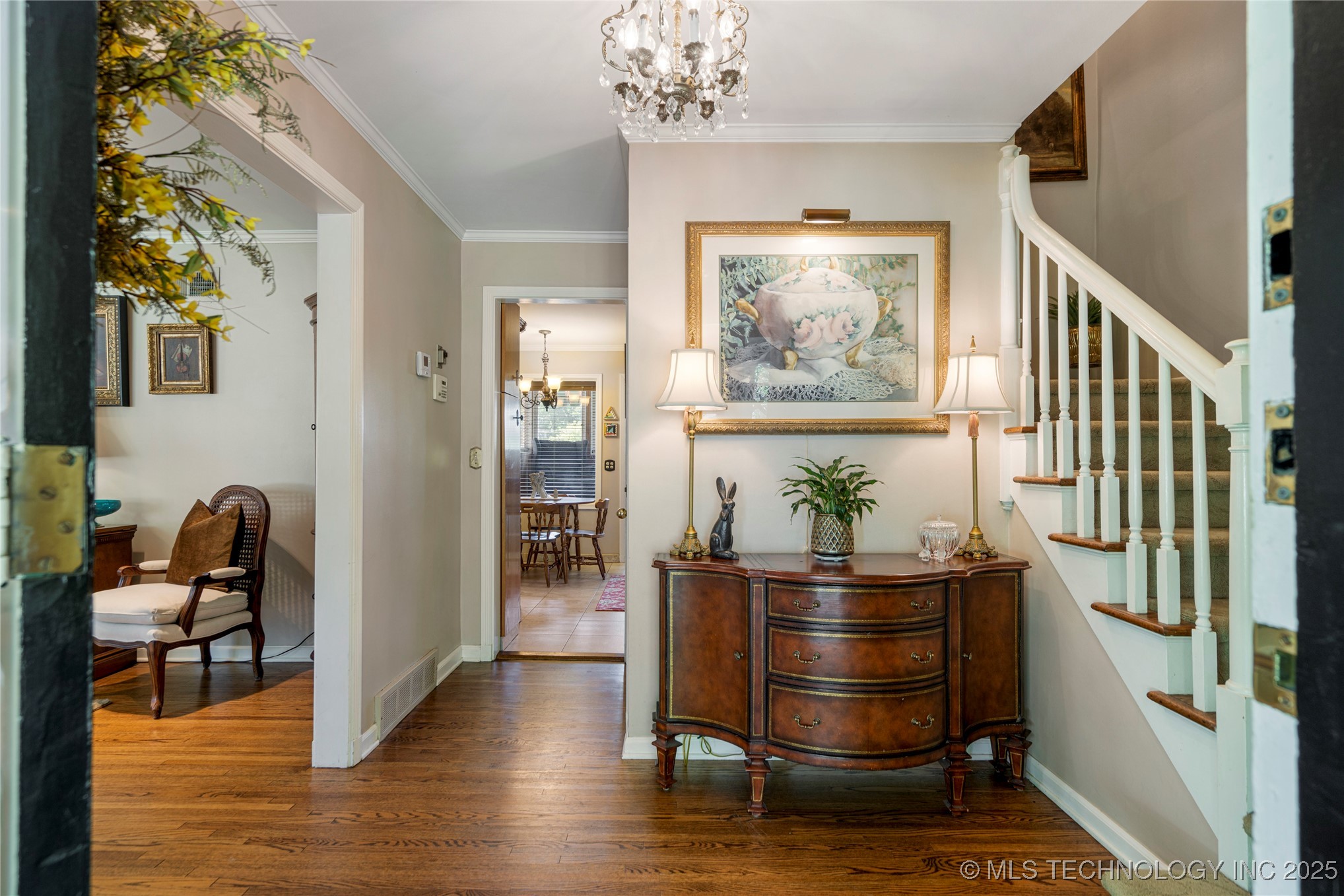 1218 E 30th Place Property Photo 8