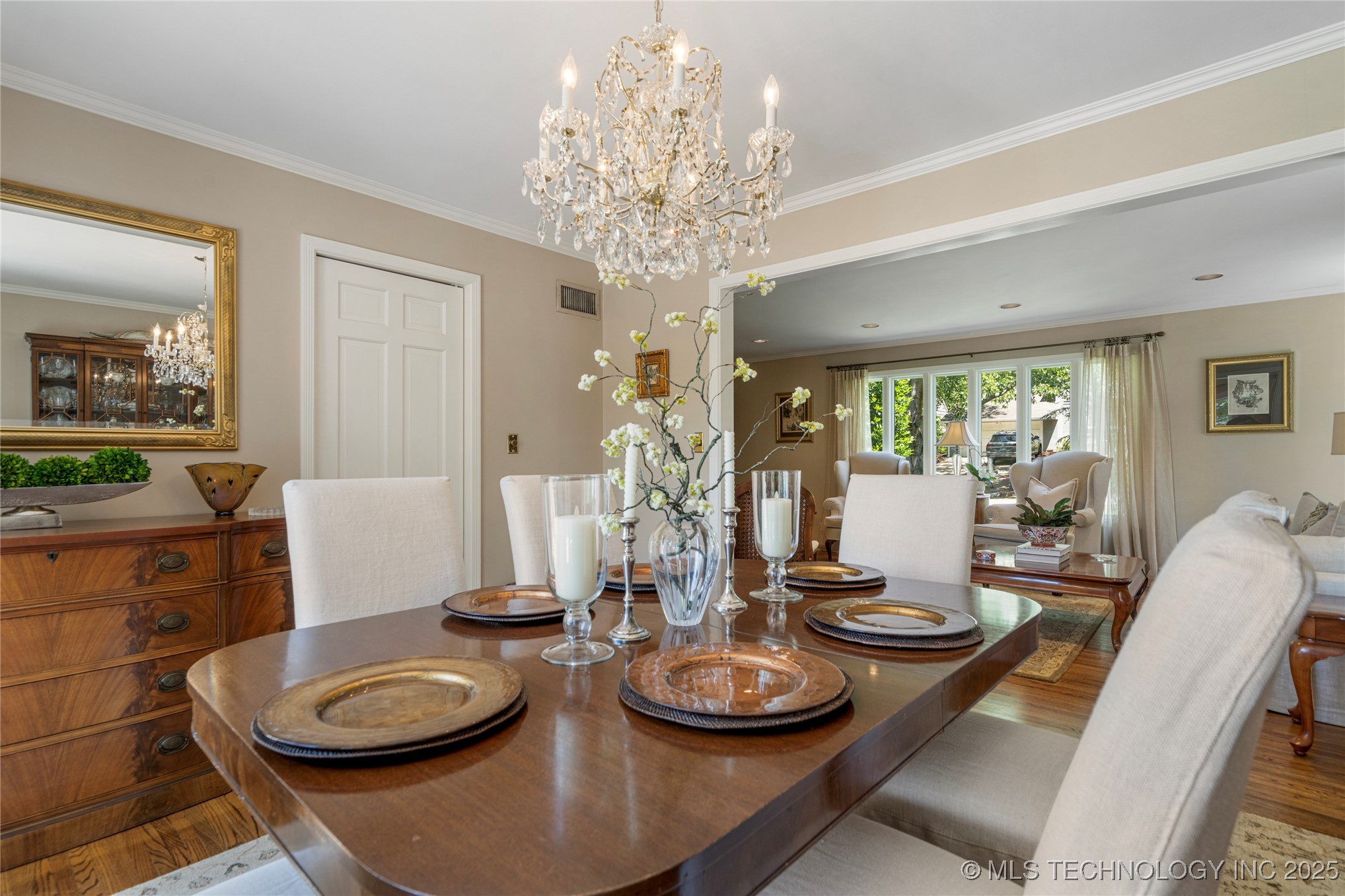 1218 E 30th Place Property Photo 14