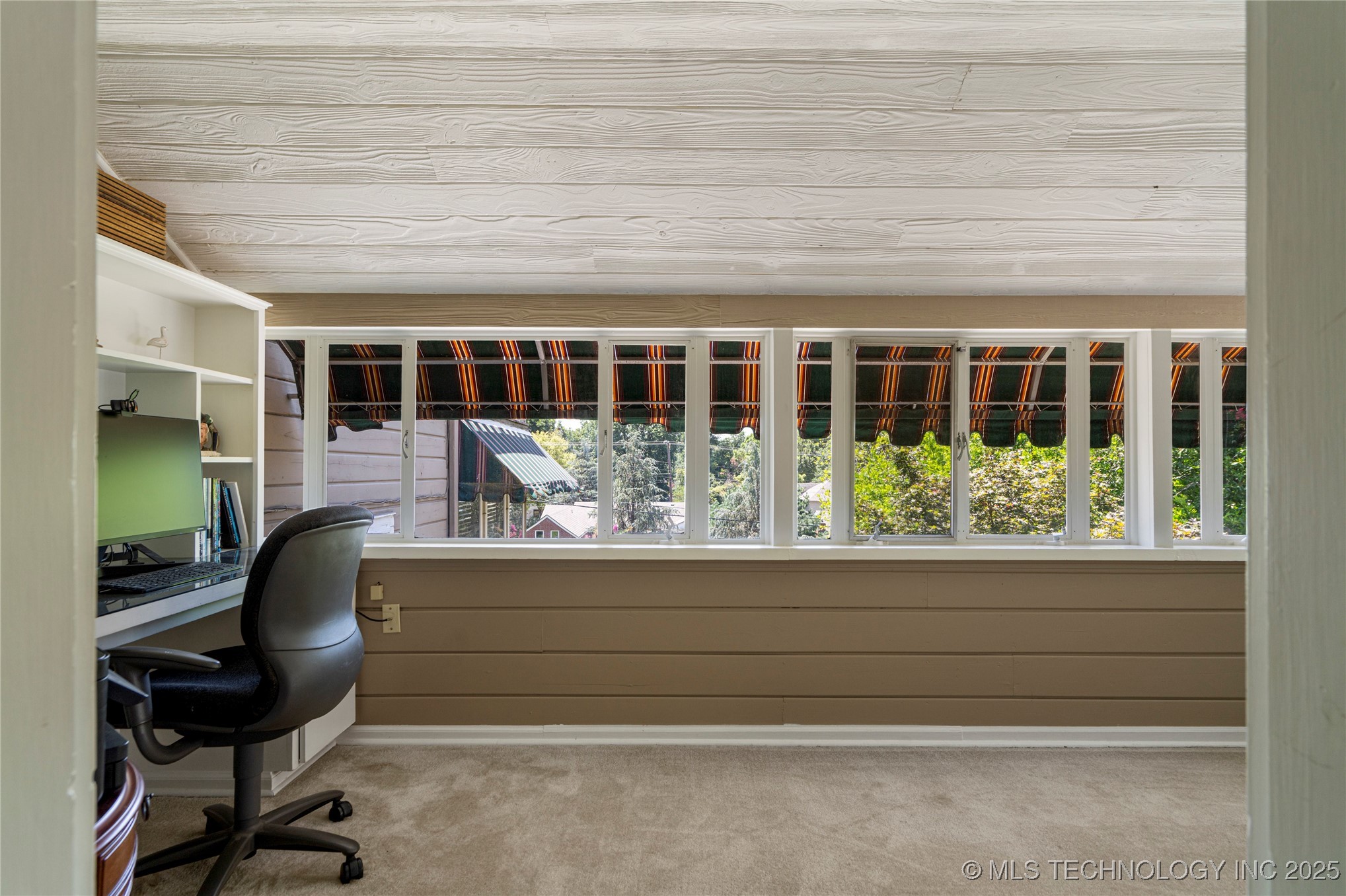 1218 E 30th Place Property Photo 22