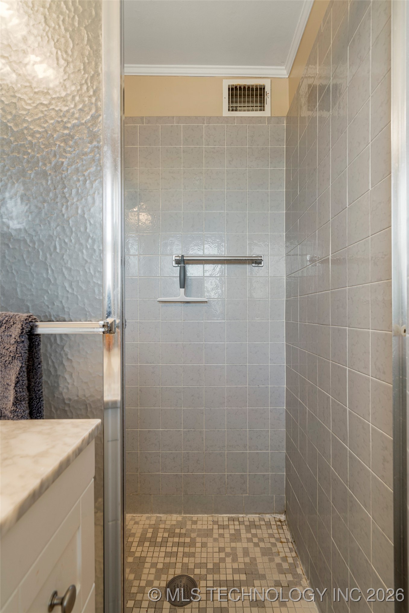 1218 E 30th Place Property Photo 44