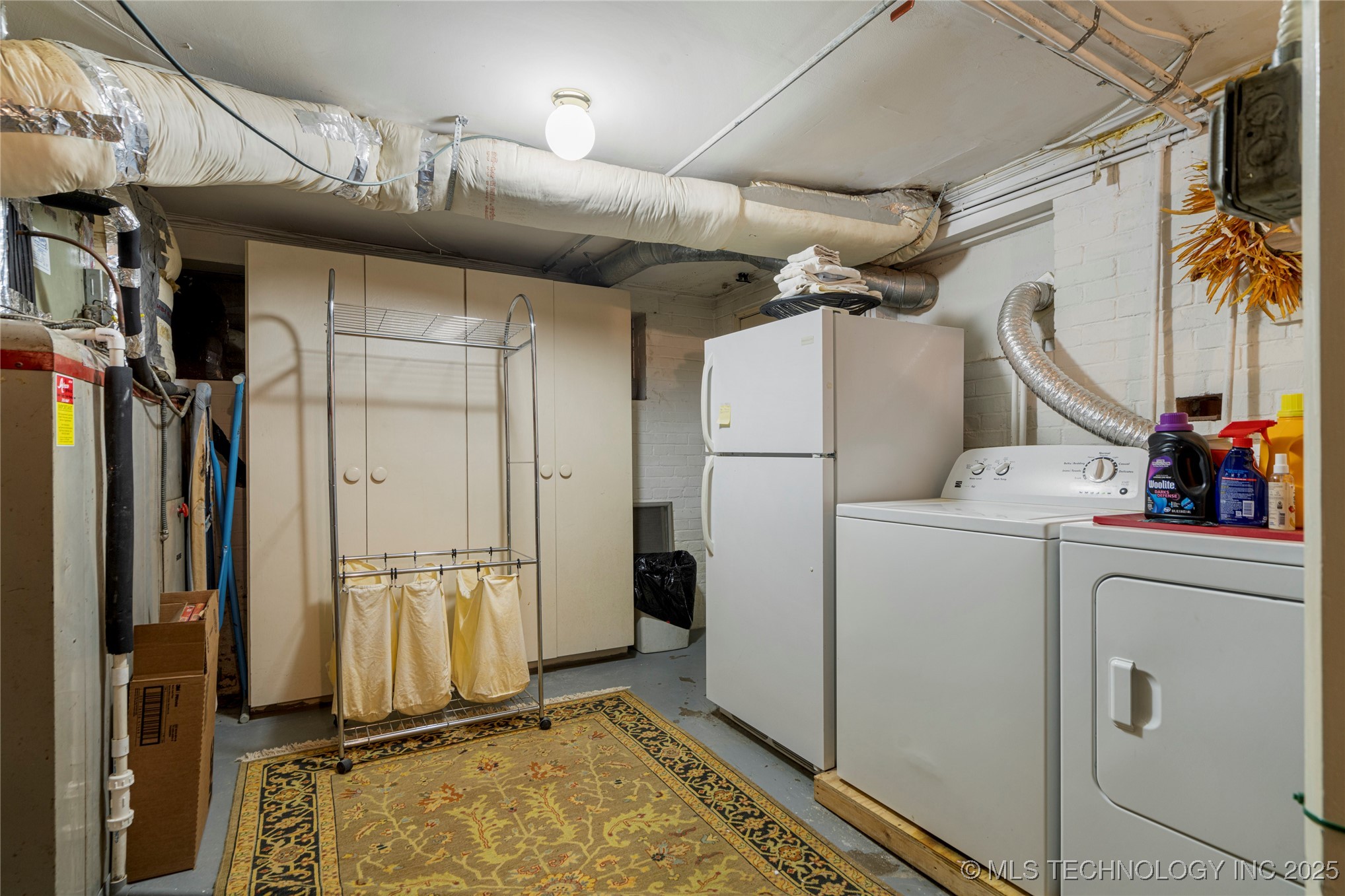 1218 E 30th Place Property Photo 45