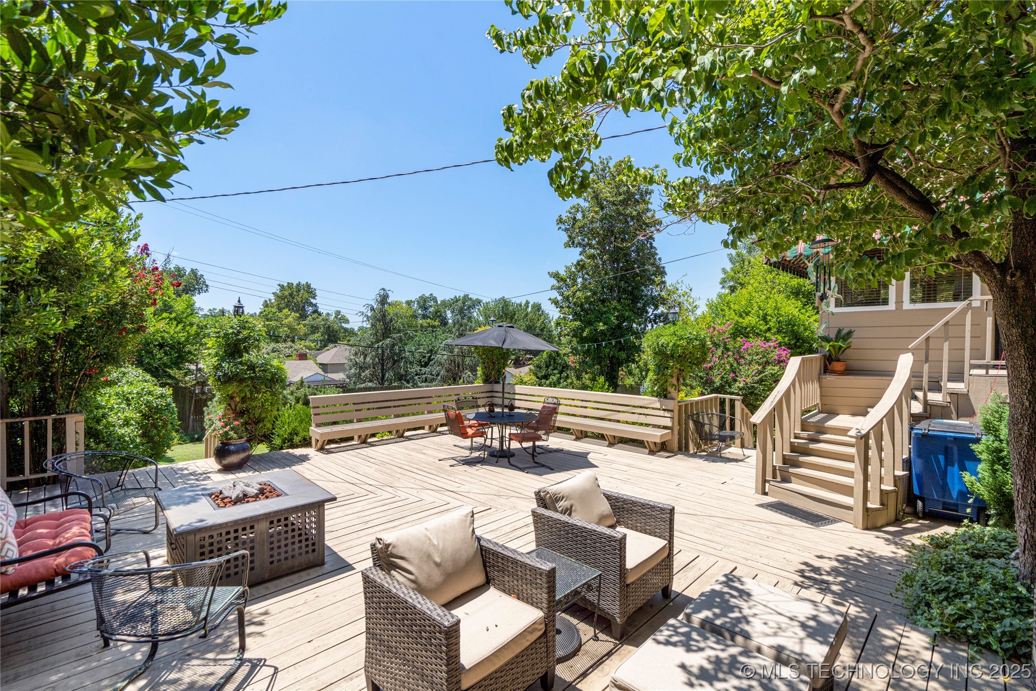 1218 E 30th Place Property Photo 48