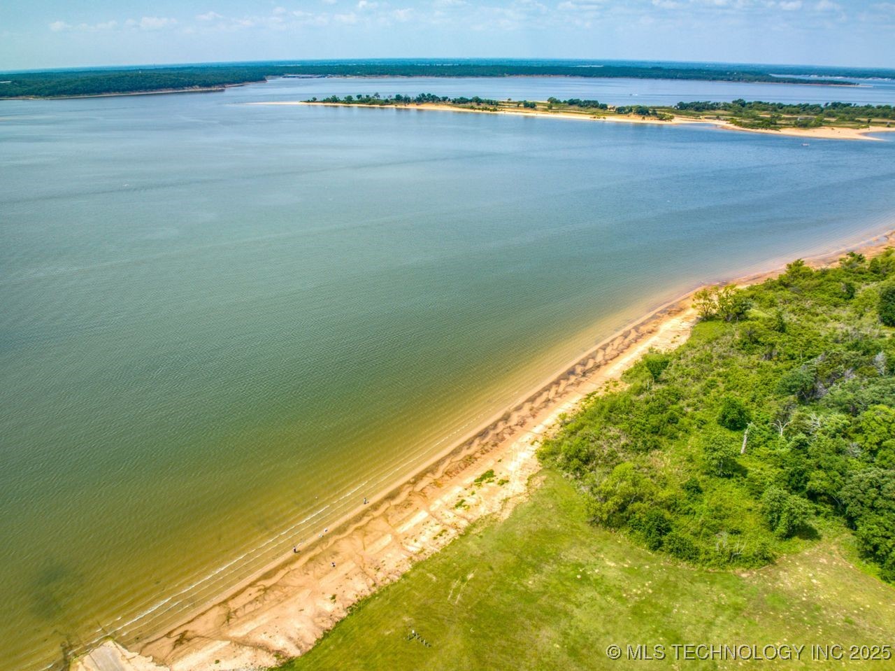 12095 Rhynes Circle Property Photo 4