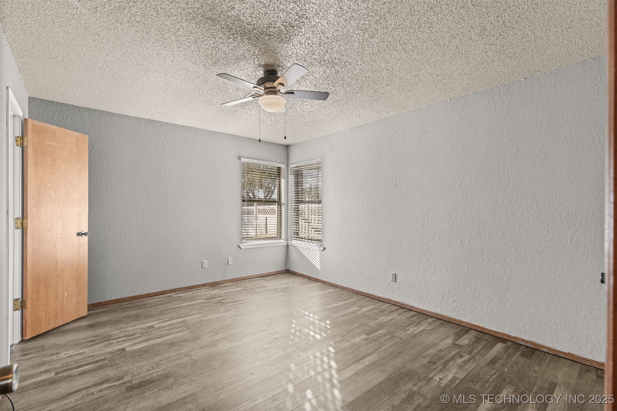 405 Mockingbird Lane Property Photo 20