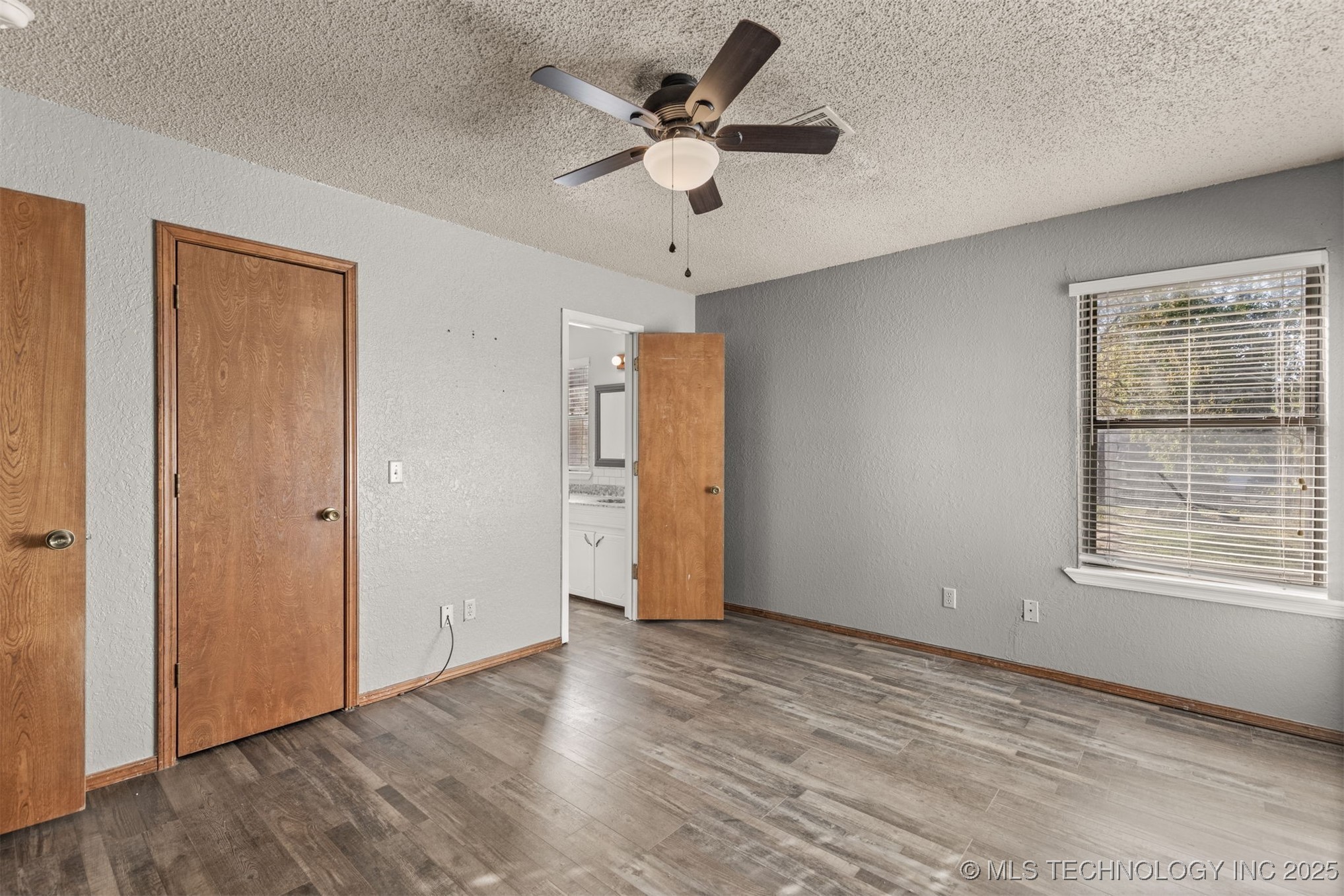 405 Mockingbird Lane Property Photo 21