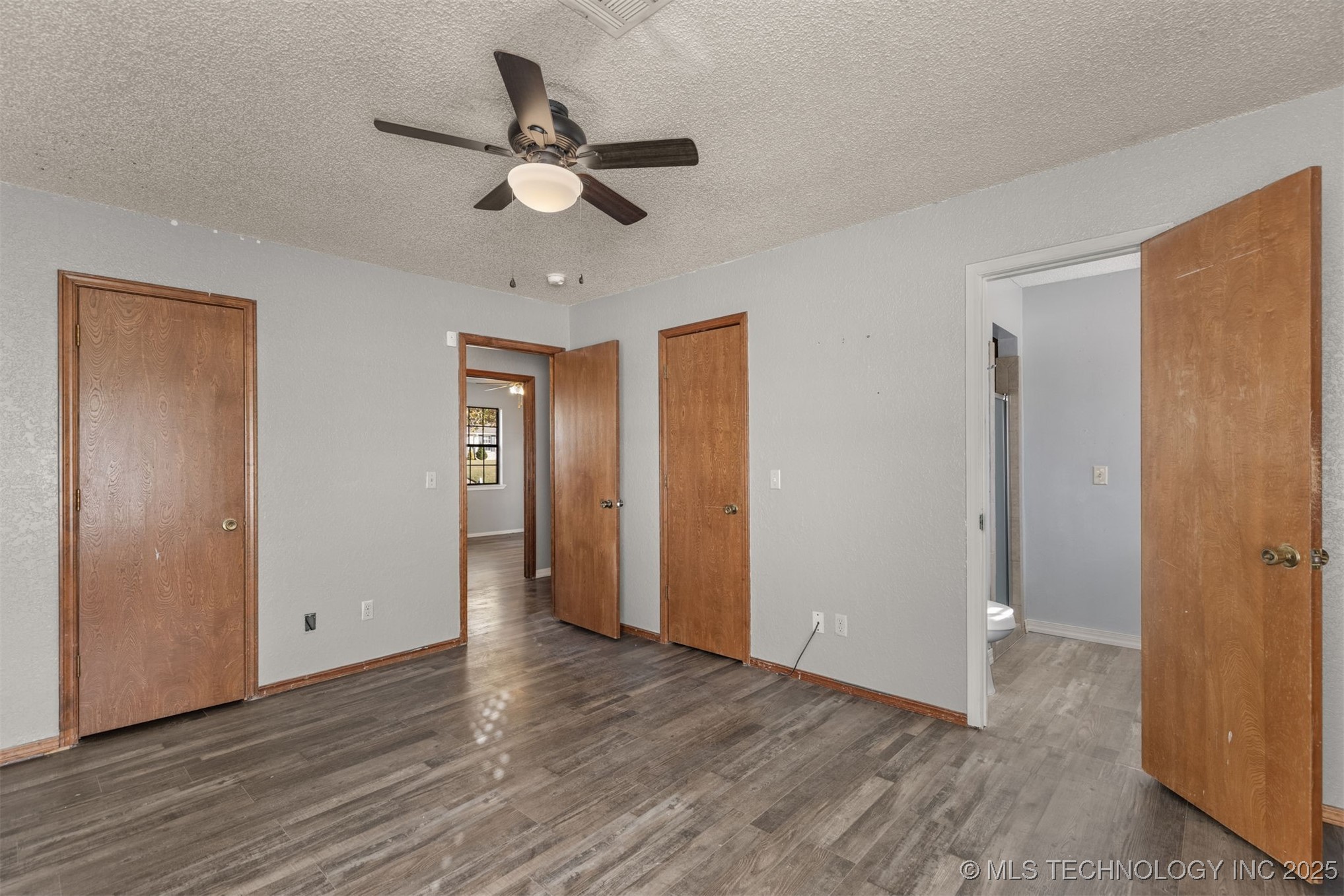 405 Mockingbird Lane Property Photo 22