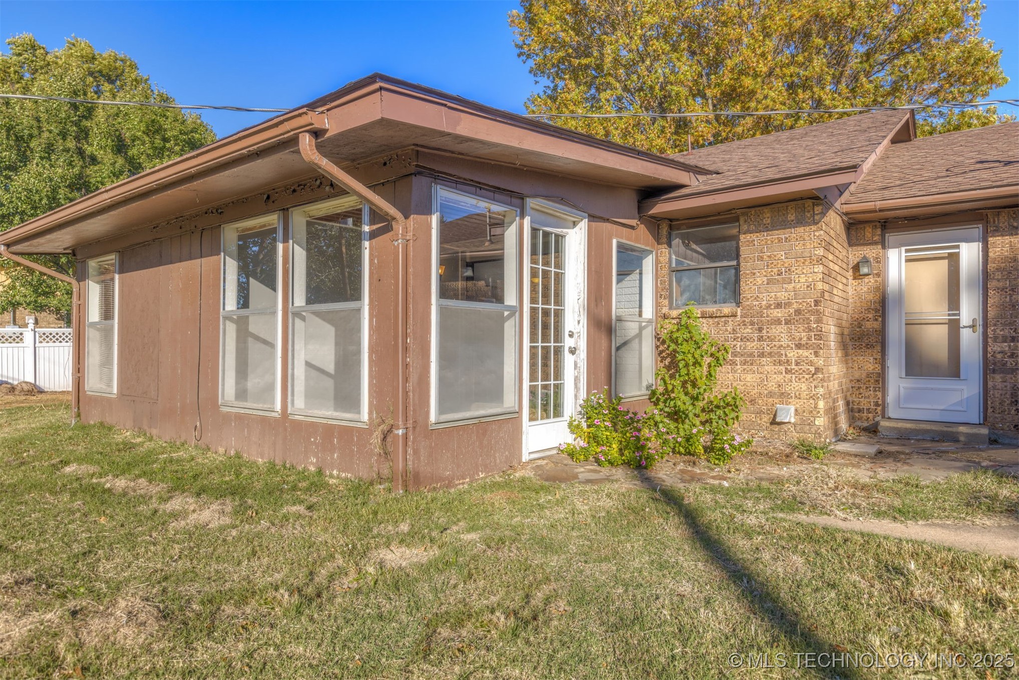 405 Mockingbird Lane Property Photo 49