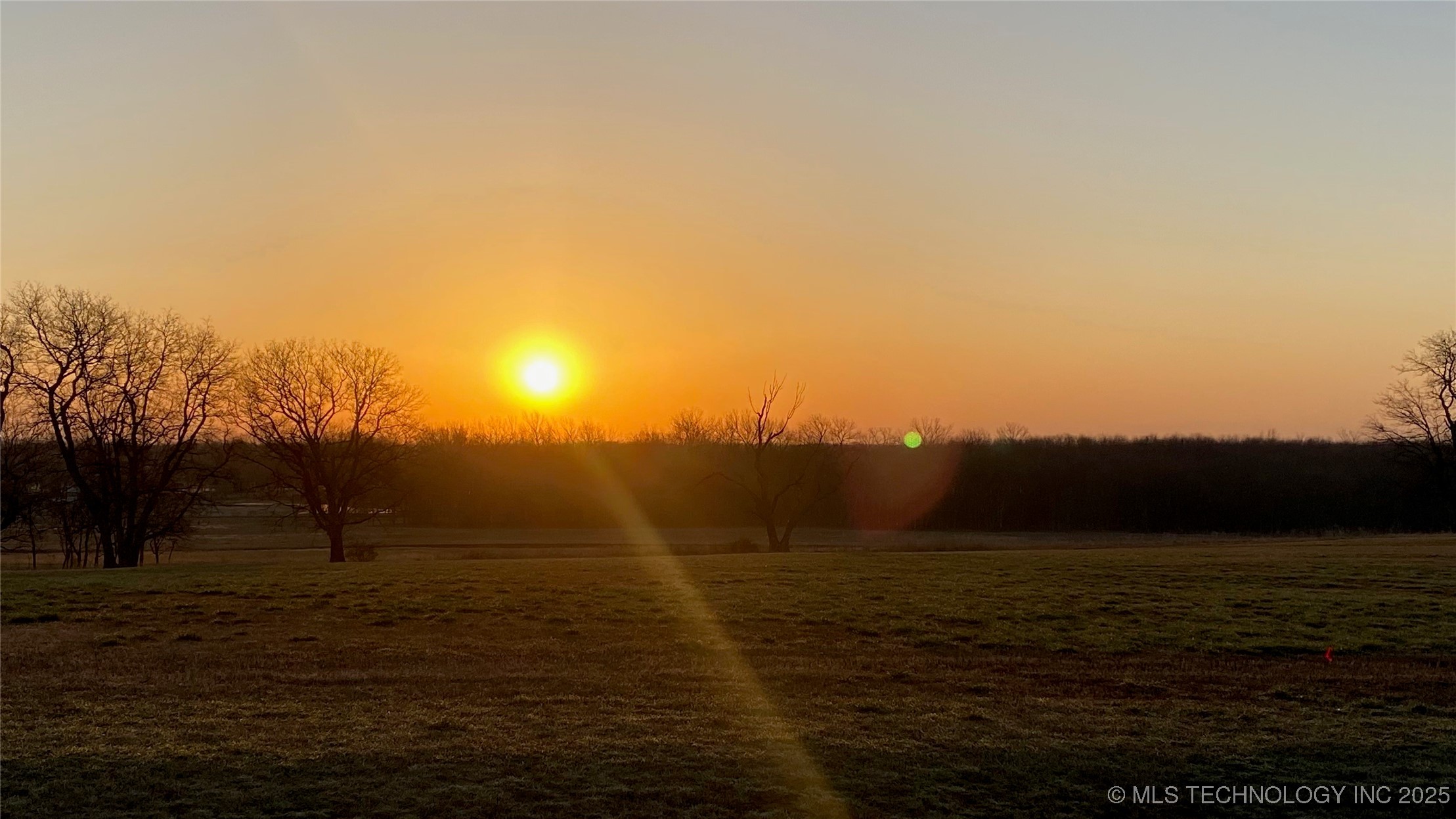 4 N 3996 Drive Property Photo 12