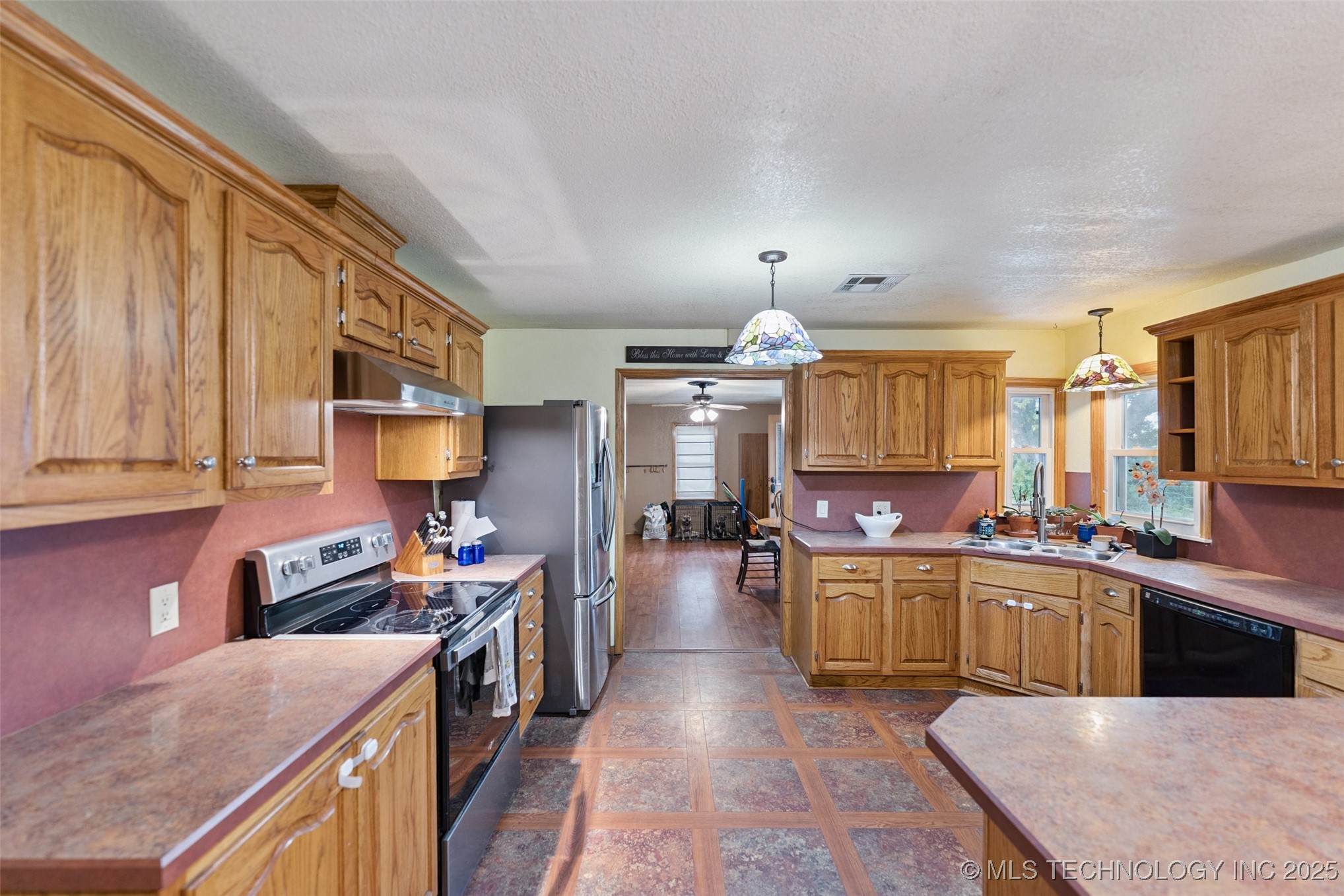 6847 W 390 Road Property Photo 7