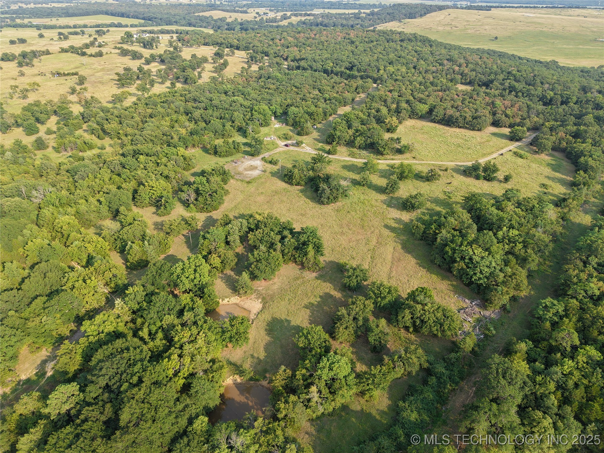 Hwy 82 Property Photo 4