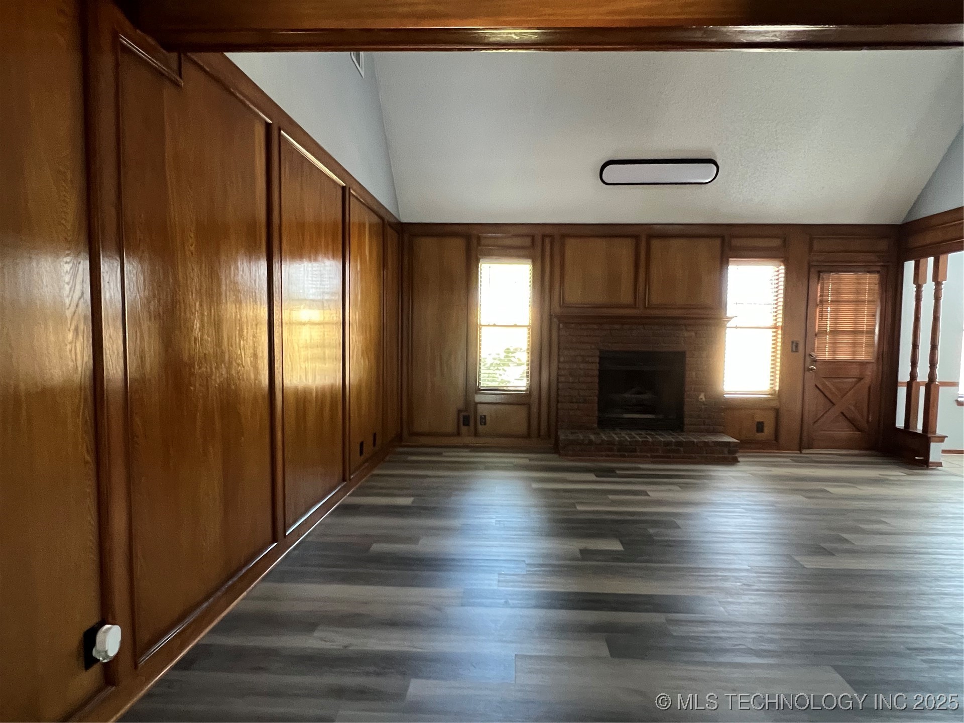 8519 E 64th Street Property Photo 3