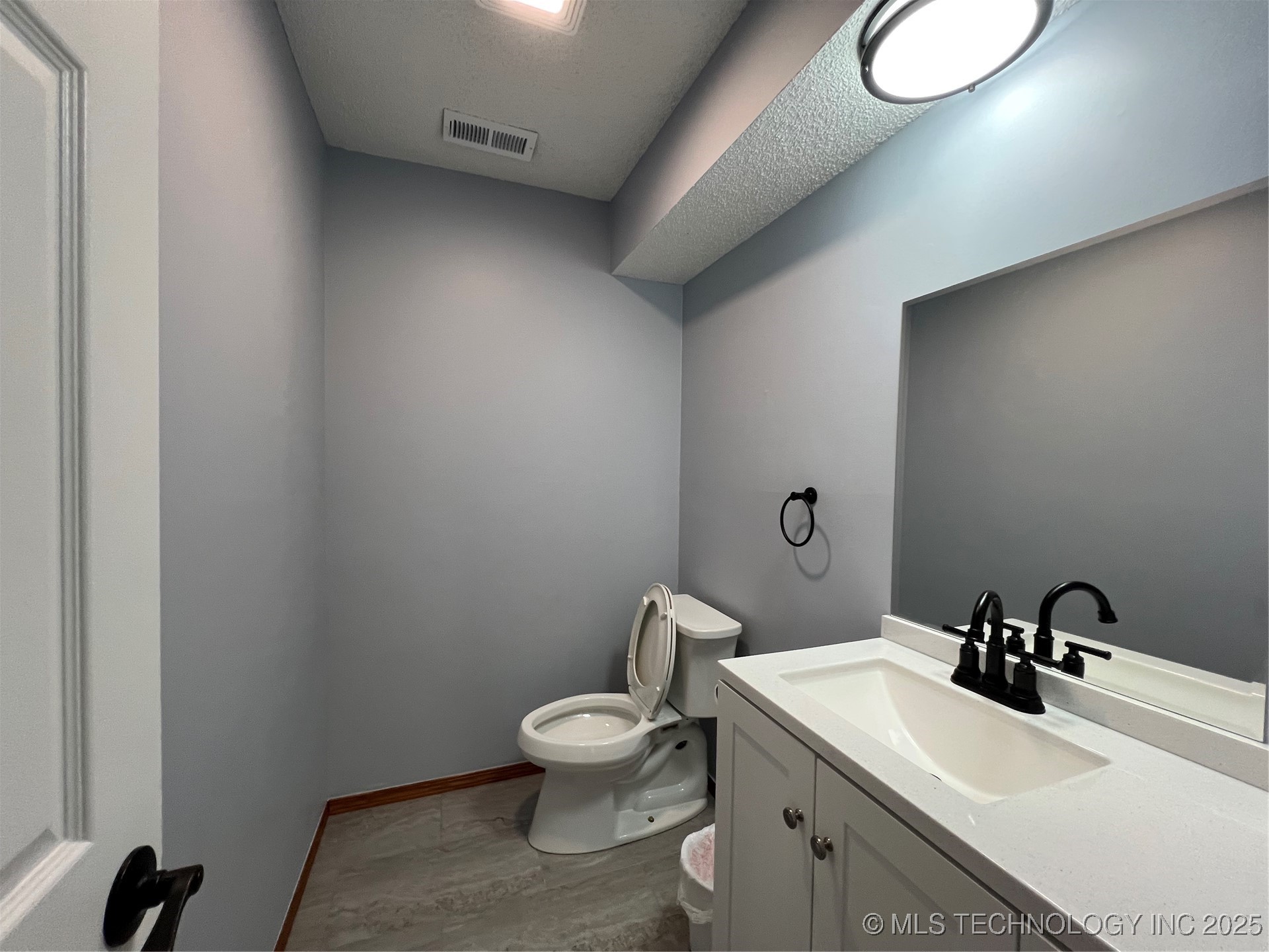 8519 E 64th Street Property Photo 9