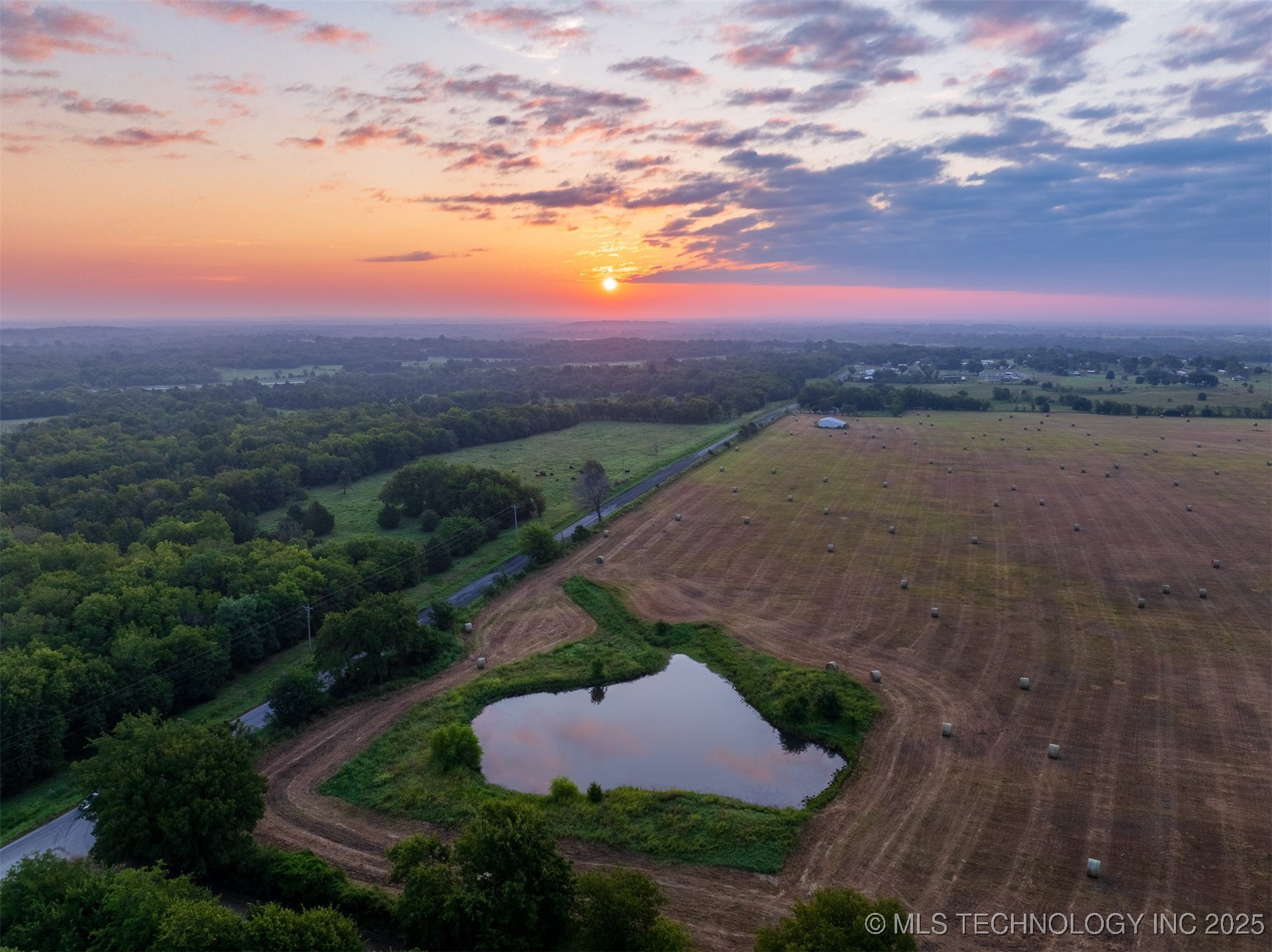 45022 E 201st Street S Property Photo 2