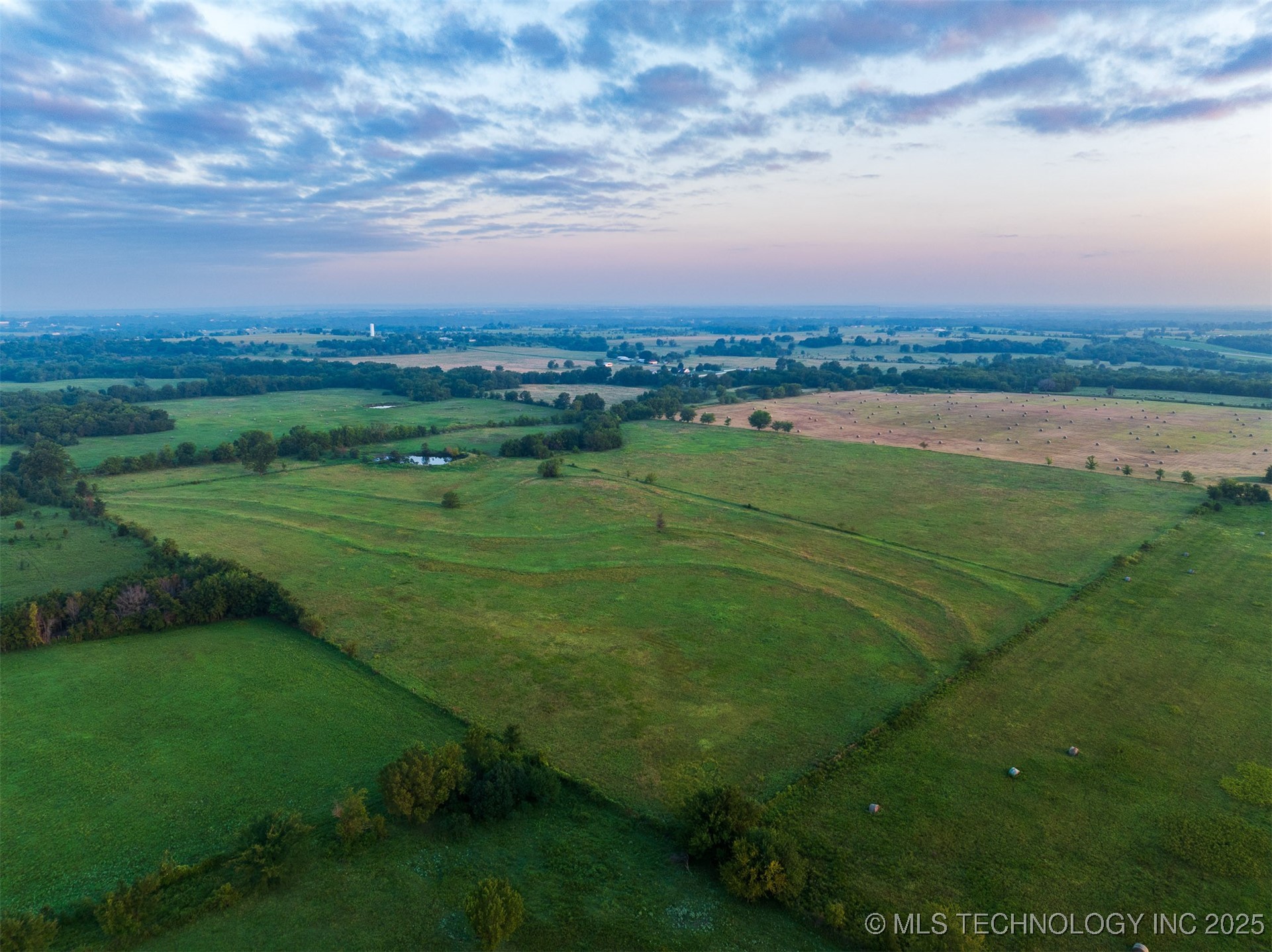 45022 E 201st Street S Property Photo 9