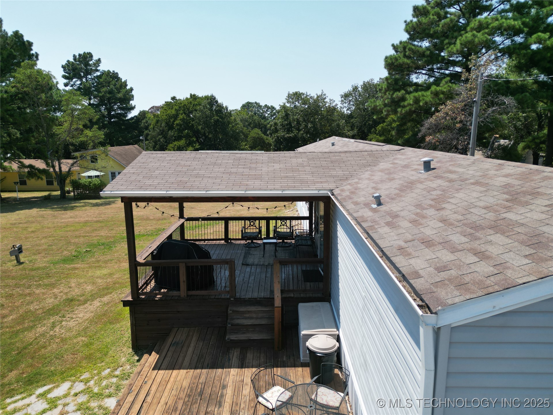 114838 S 4298 Property Photo 3