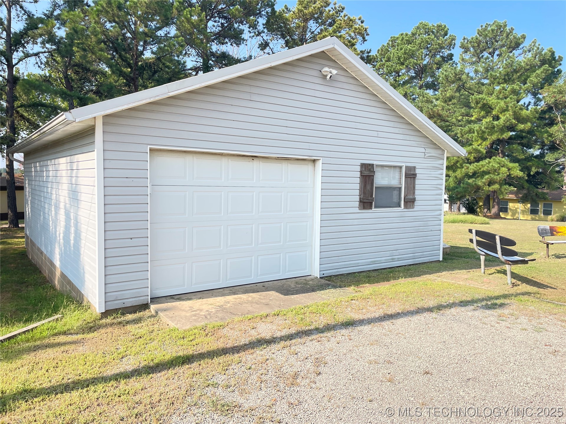 114838 S 4298 Property Photo 6