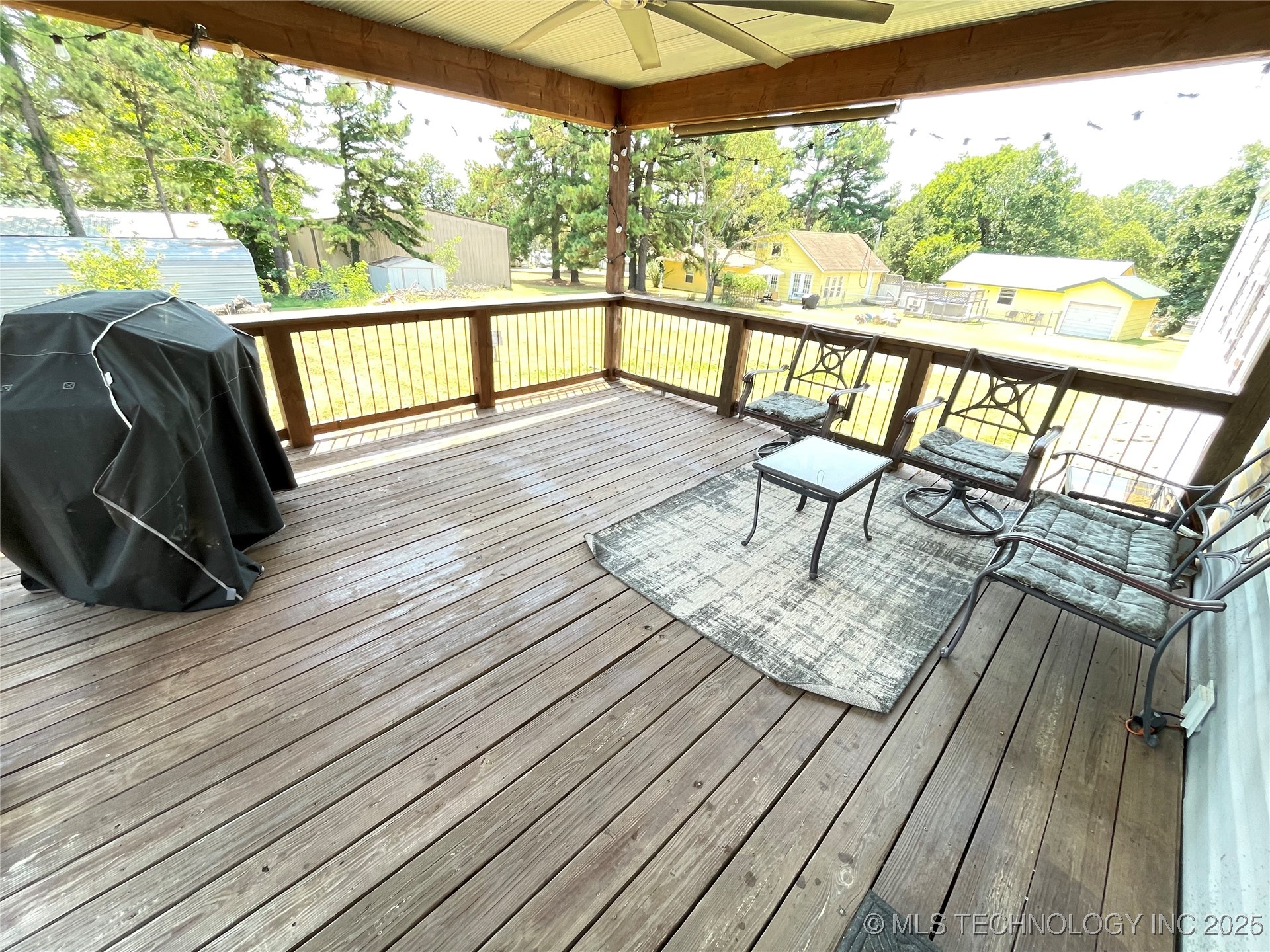 114838 S 4298 Property Photo 34