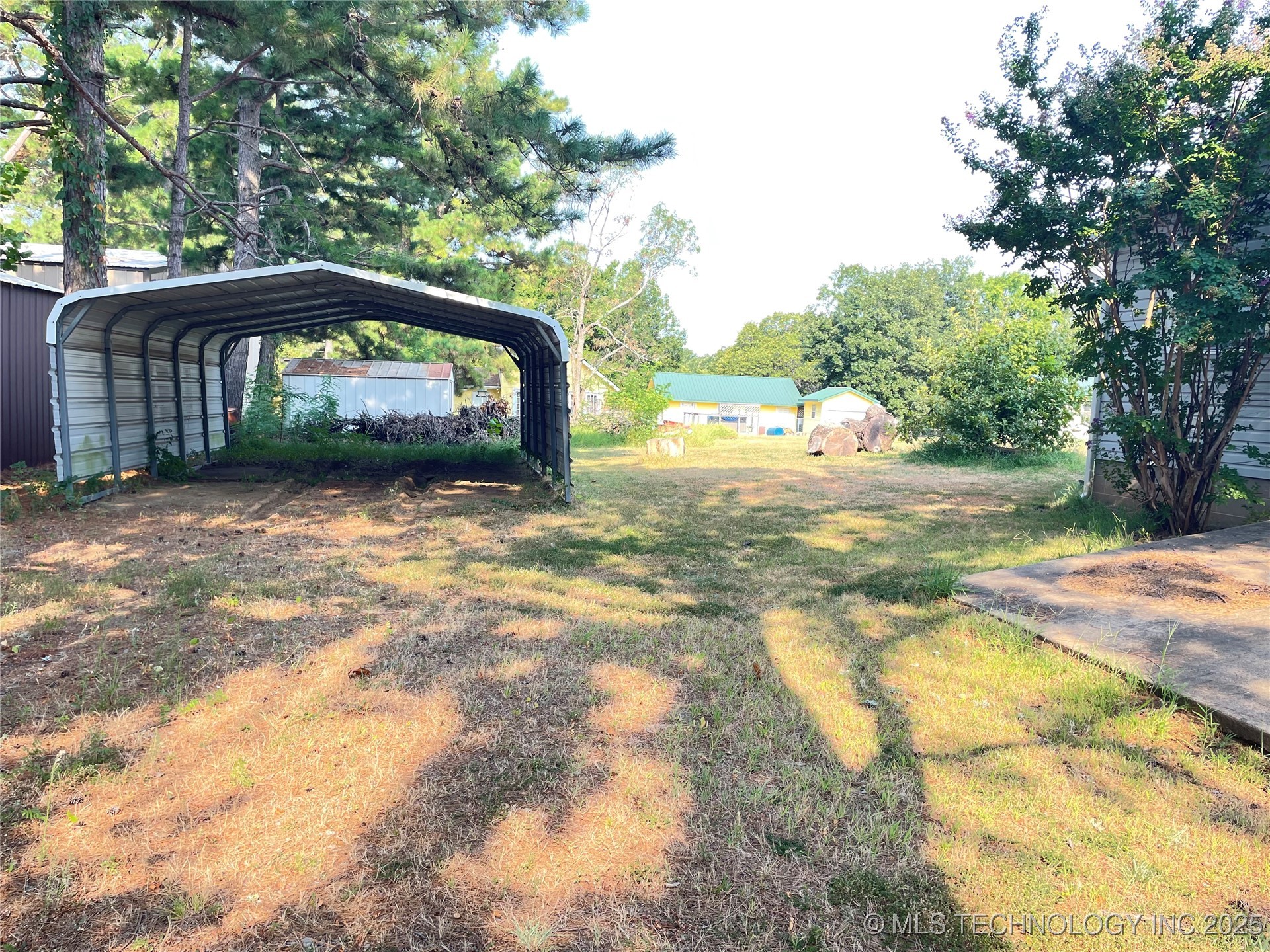 114838 S 4298 Property Photo 36