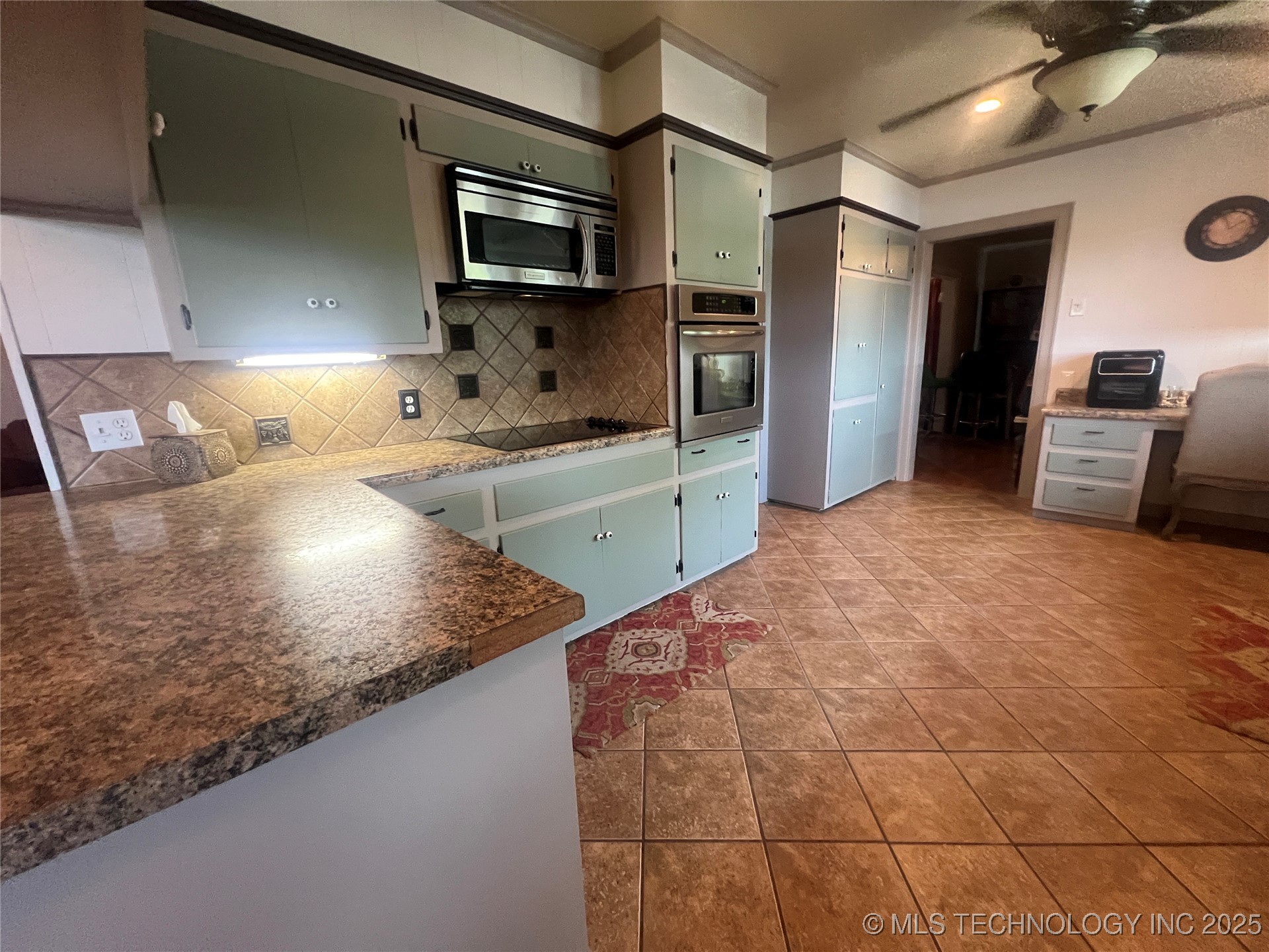 1324 N 3rd Property Photo 6