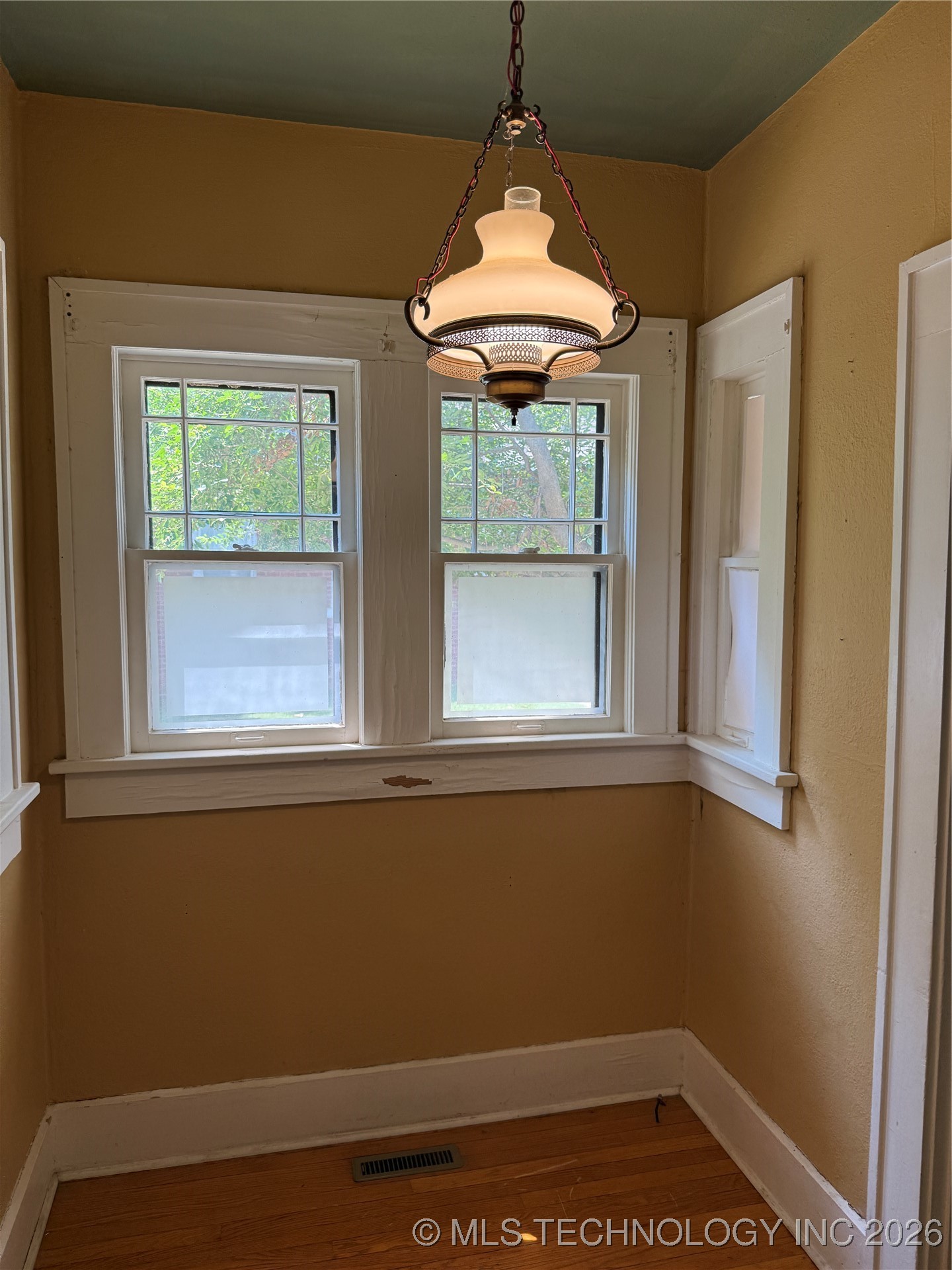 1306 Mclish Property Photo 5