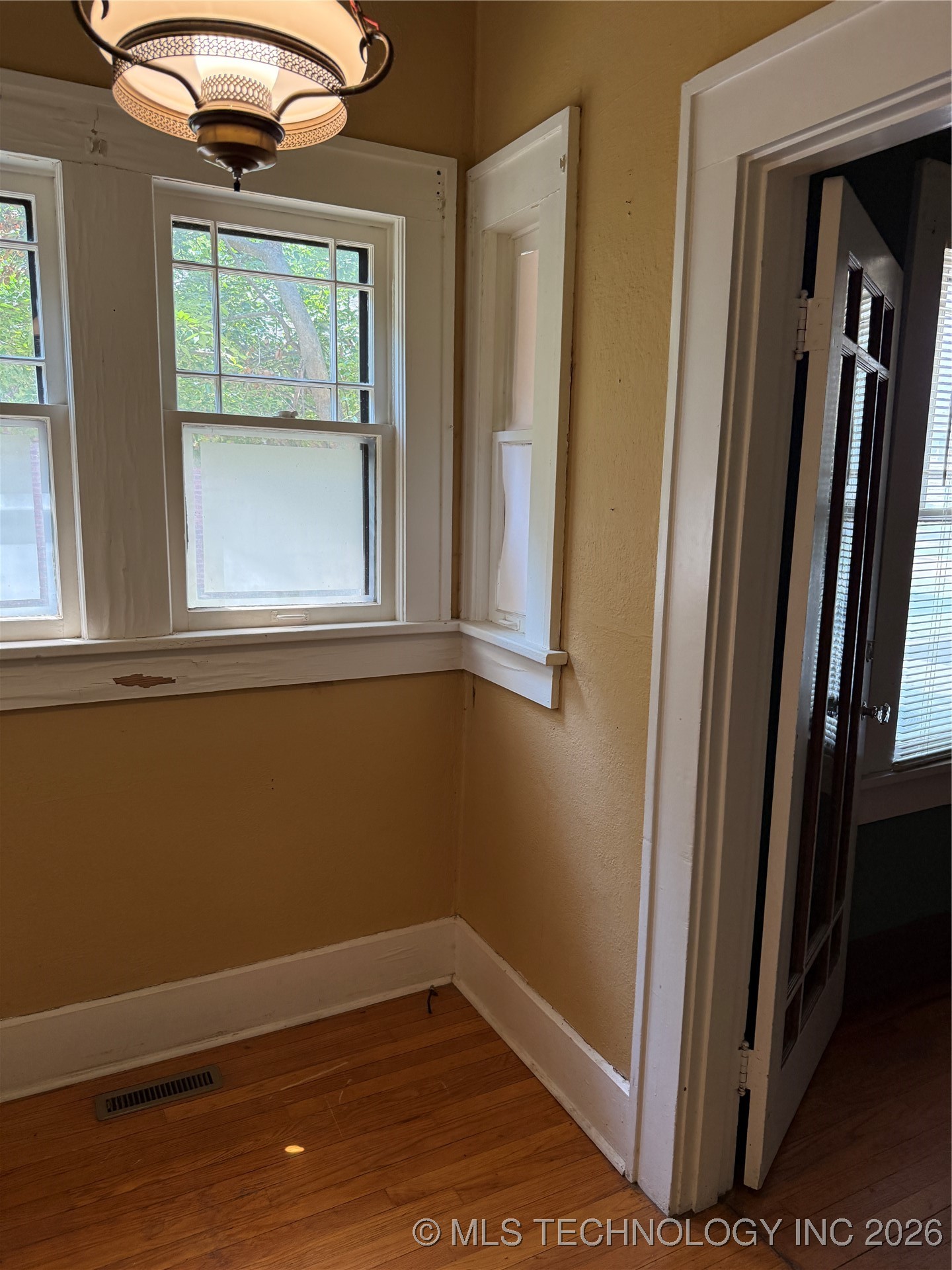 1306 Mclish Property Photo 7