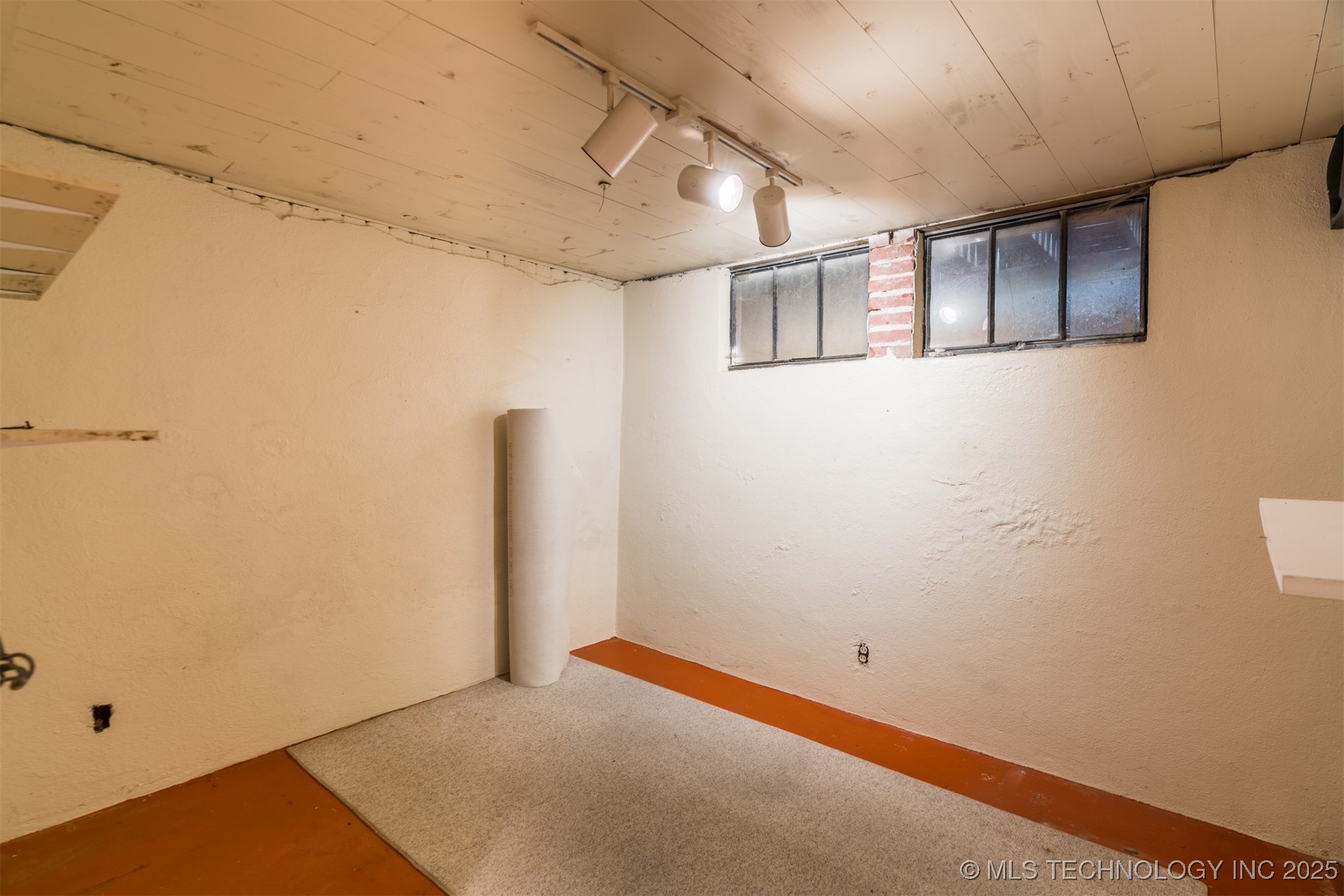 333 E 29th Place Property Photo 34