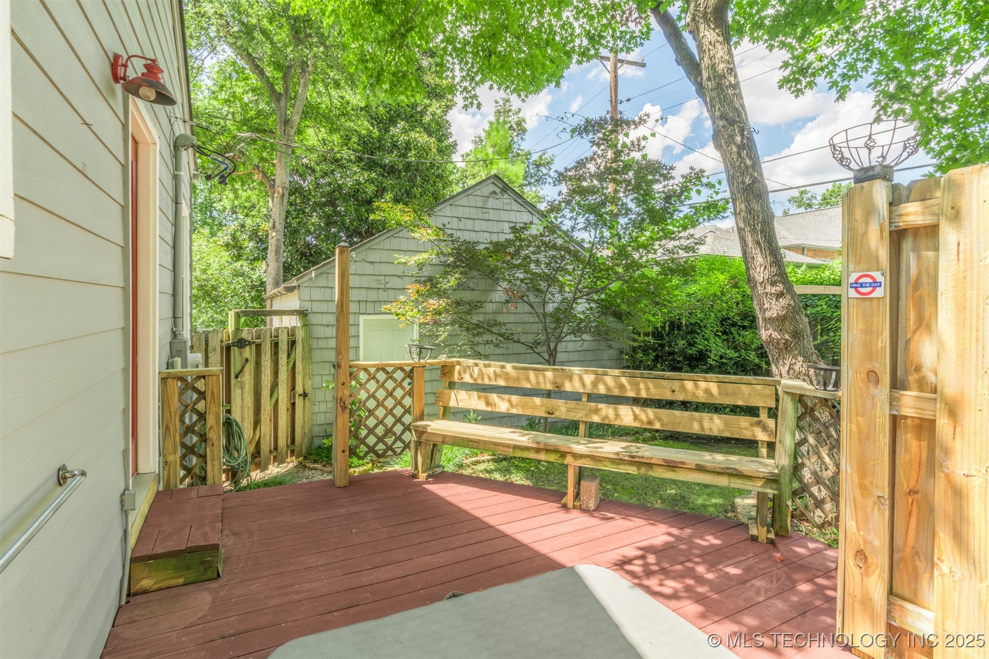 333 E 29th Place Property Photo 41