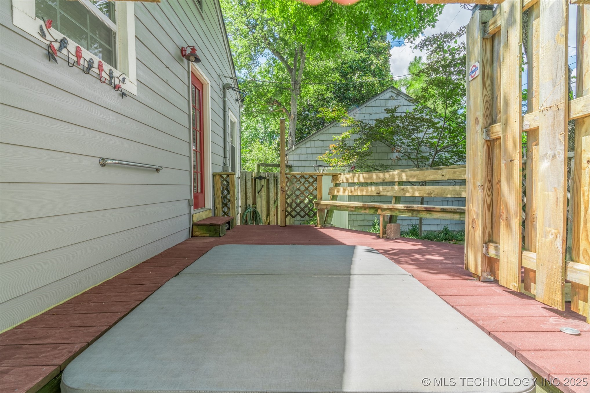 333 E 29th Place Property Photo 46