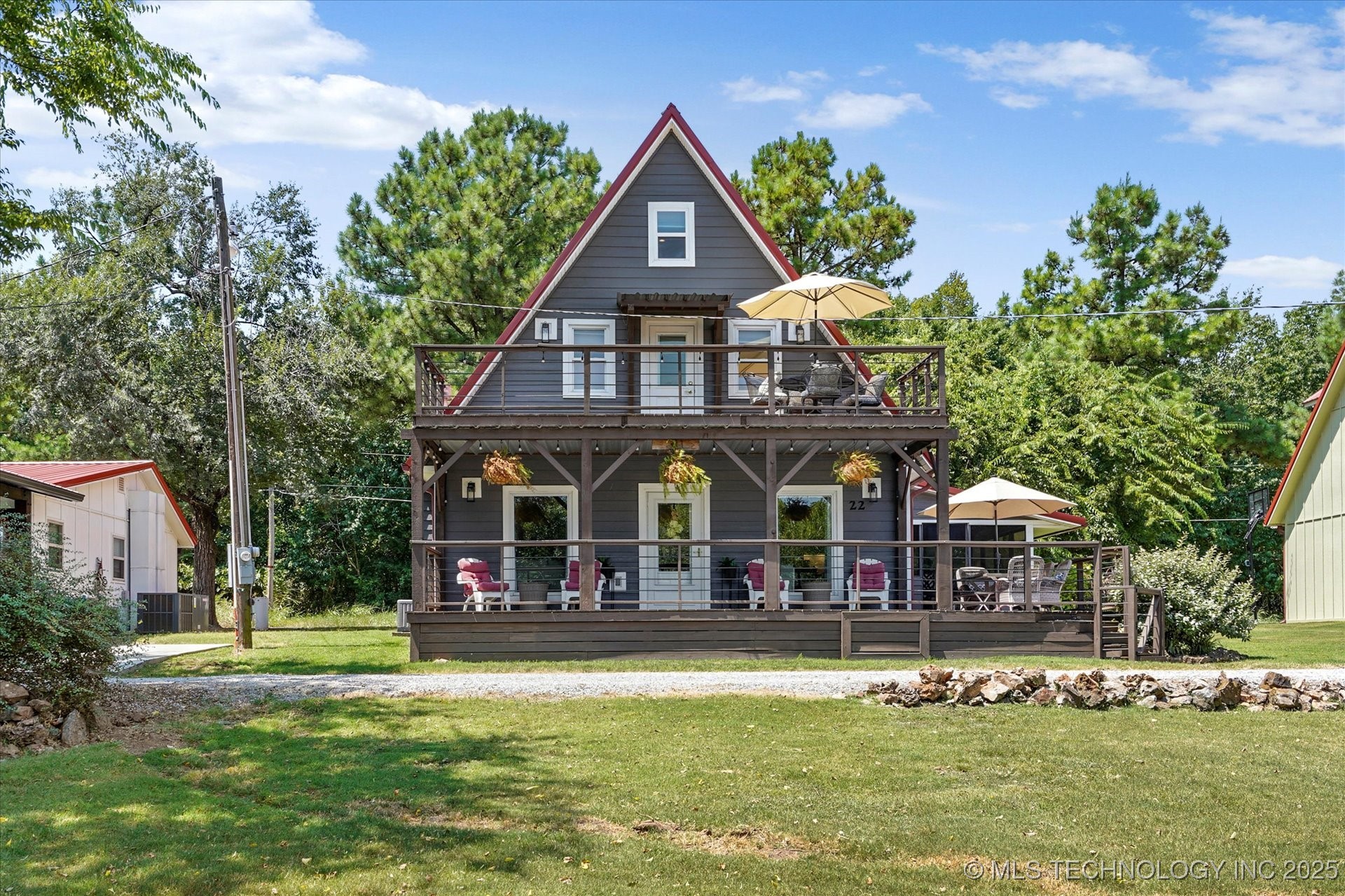 431 Summerside Lane Property Photo 1