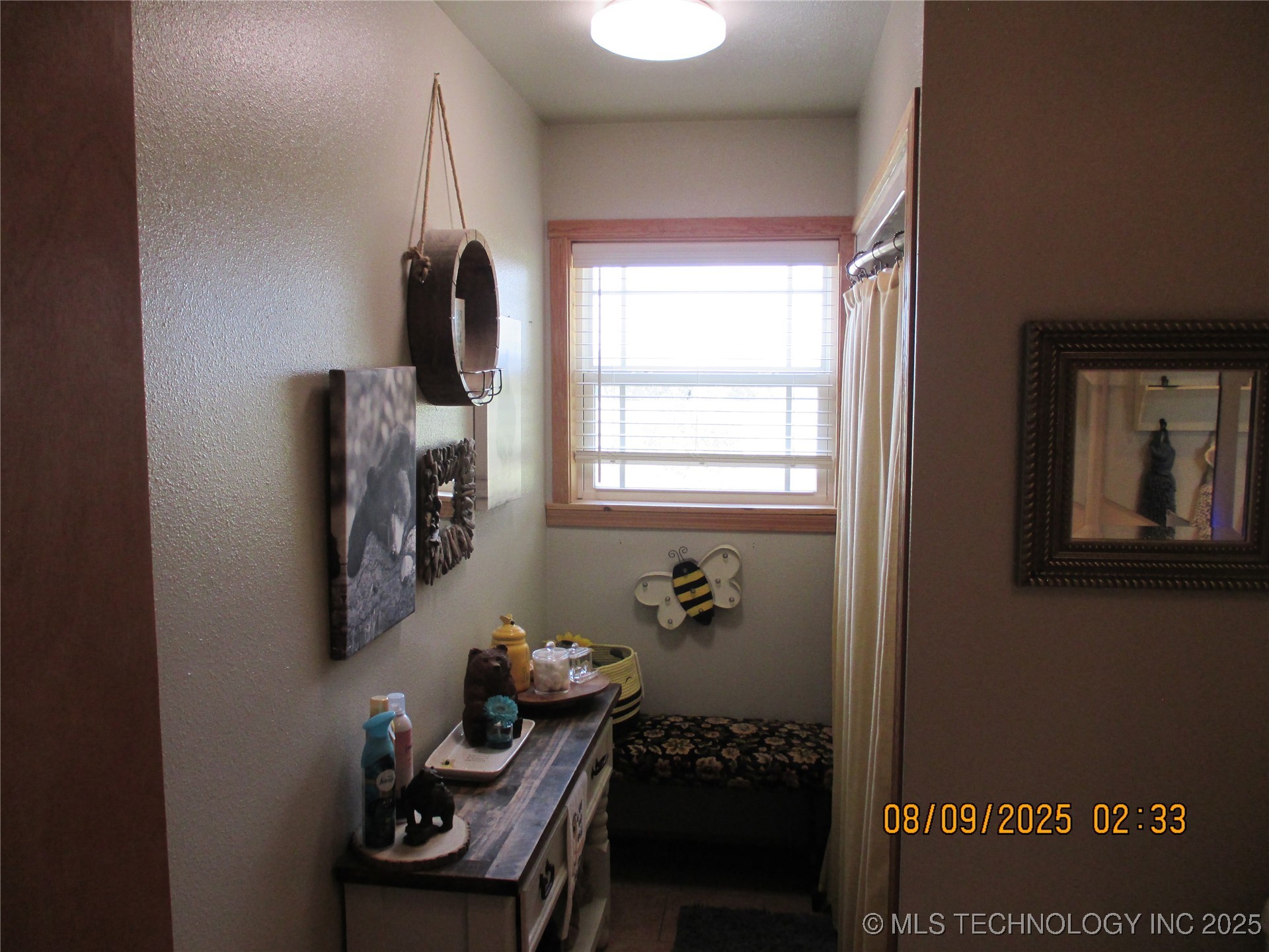 554 N 4206 Road Property Photo 10